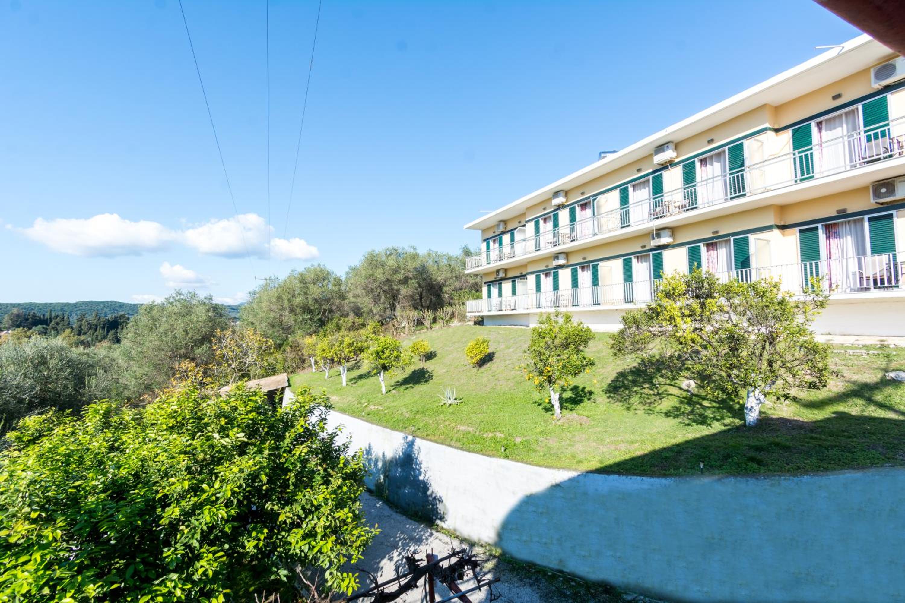 Vlassis Studios photo 5