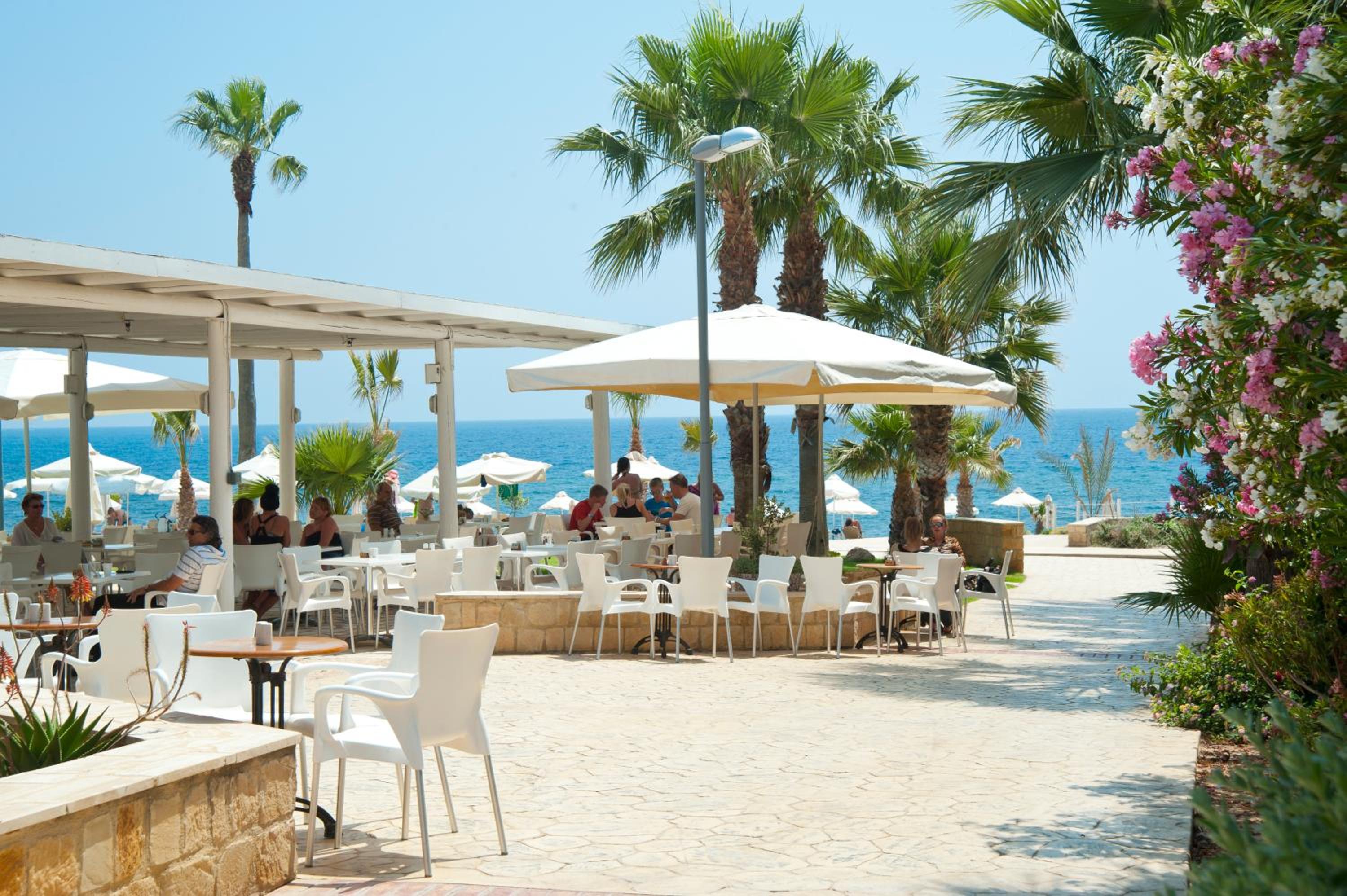 Akti Beach Hotel & Village Resort