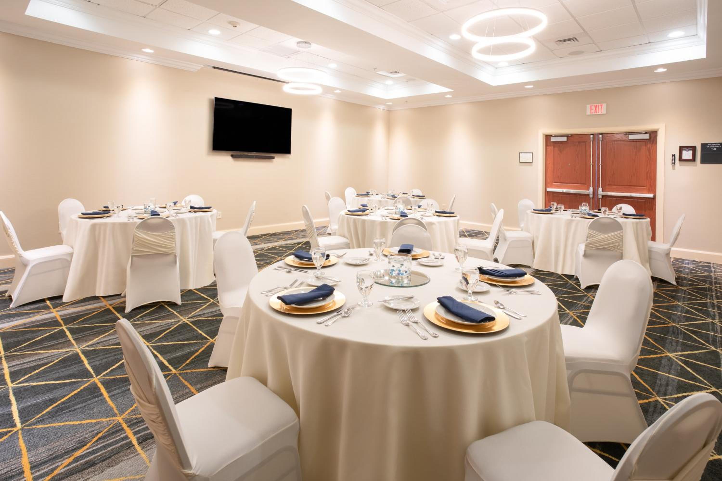 Winchester Vacations - Holiday Inn Winchester Southeast-Historic Gateway, an IHG Hotel - Property Image 5