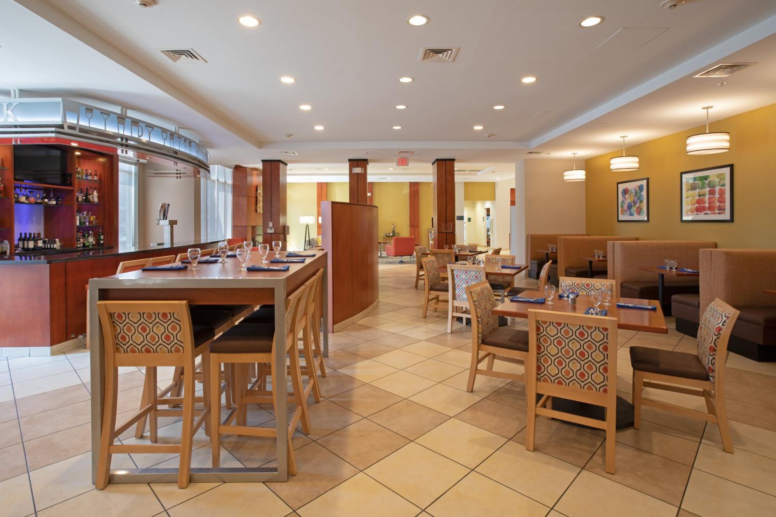 Winchester Vacations - Holiday Inn Winchester Southeast-Historic Gateway, an IHG Hotel - Property Image 7