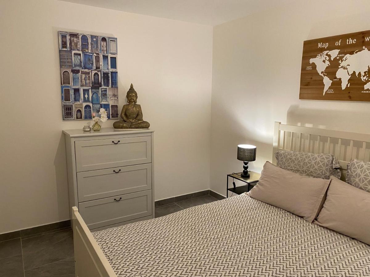 Chambre lit double view 3
