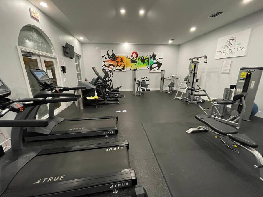 Yacht Club Miami Suite 2 Bedroom and 2 Bathroom With Baby Crib & Free Parking