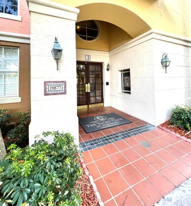 Yacht Club Miami Suite 2 Bedroom and 2 Bathroom With Baby Crib & Free Parking