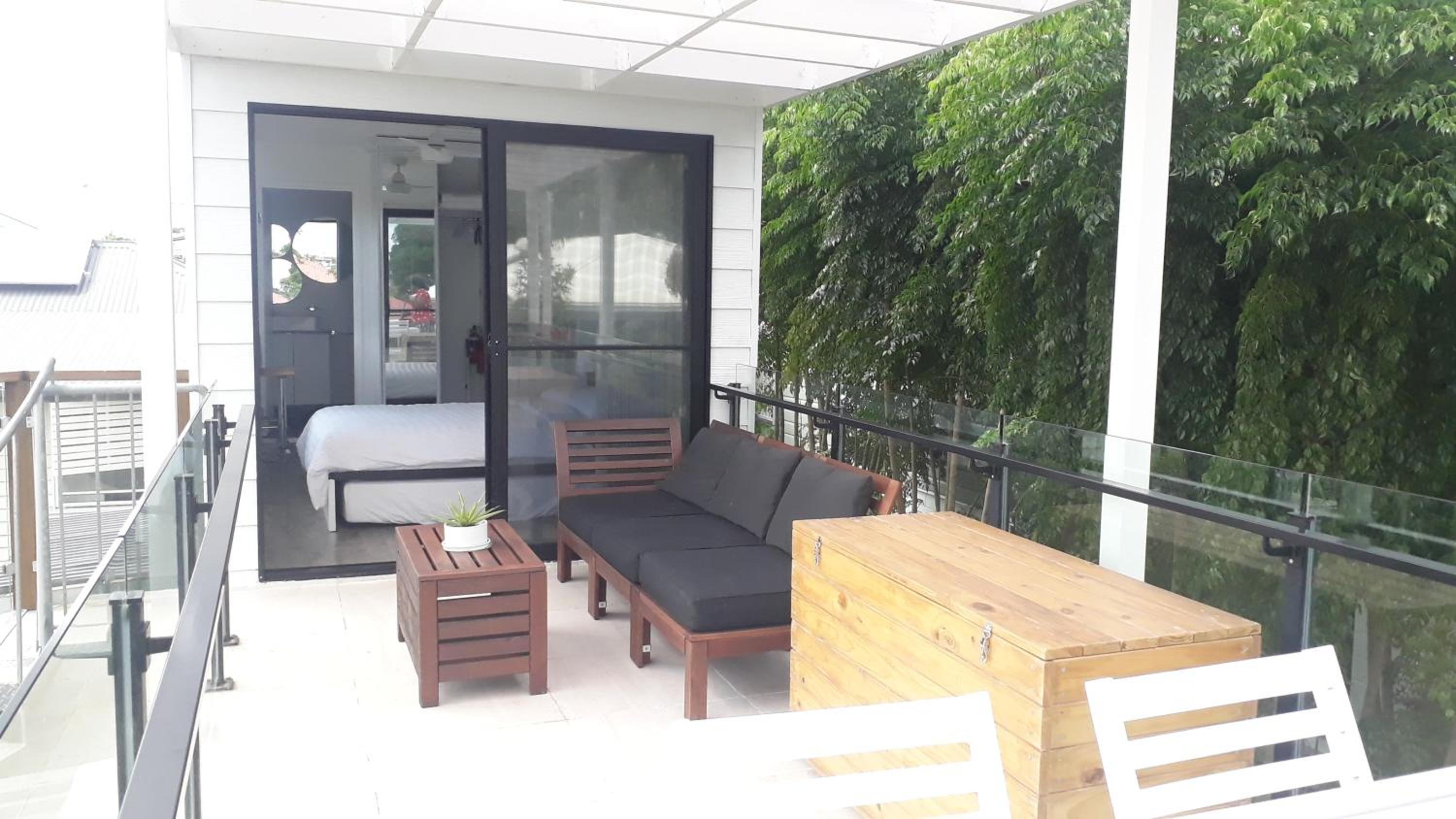 Brisbane Vacations - The Sky House by the bay - Property Image 27
