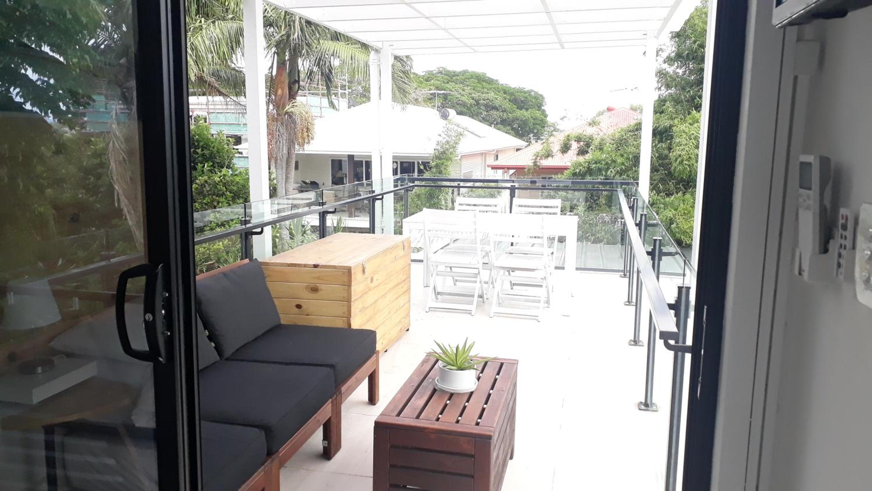 Brisbane Vacations - The Sky House by the bay - Property Image 28