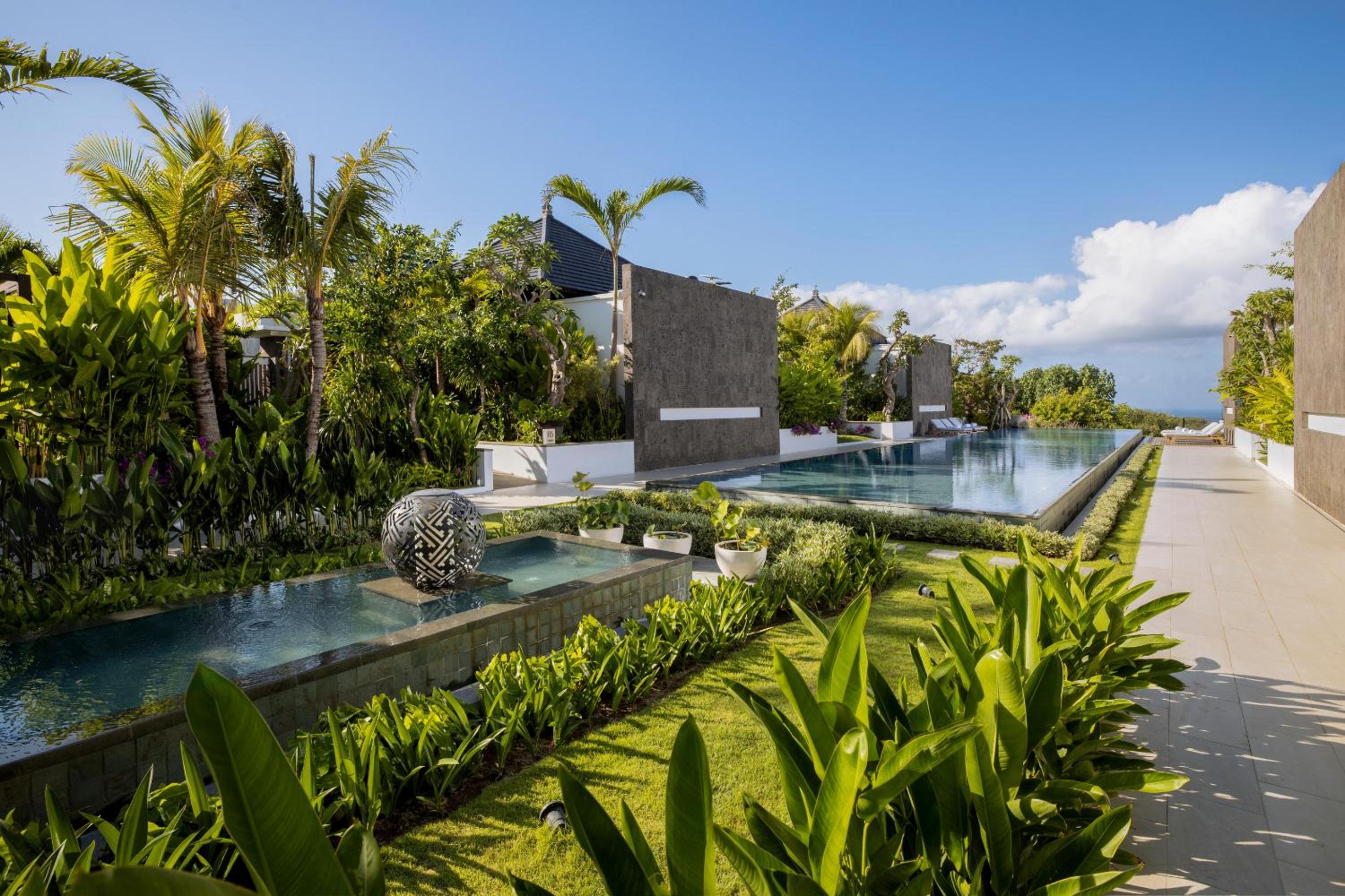 Eaze Villas Uluwatu view 3