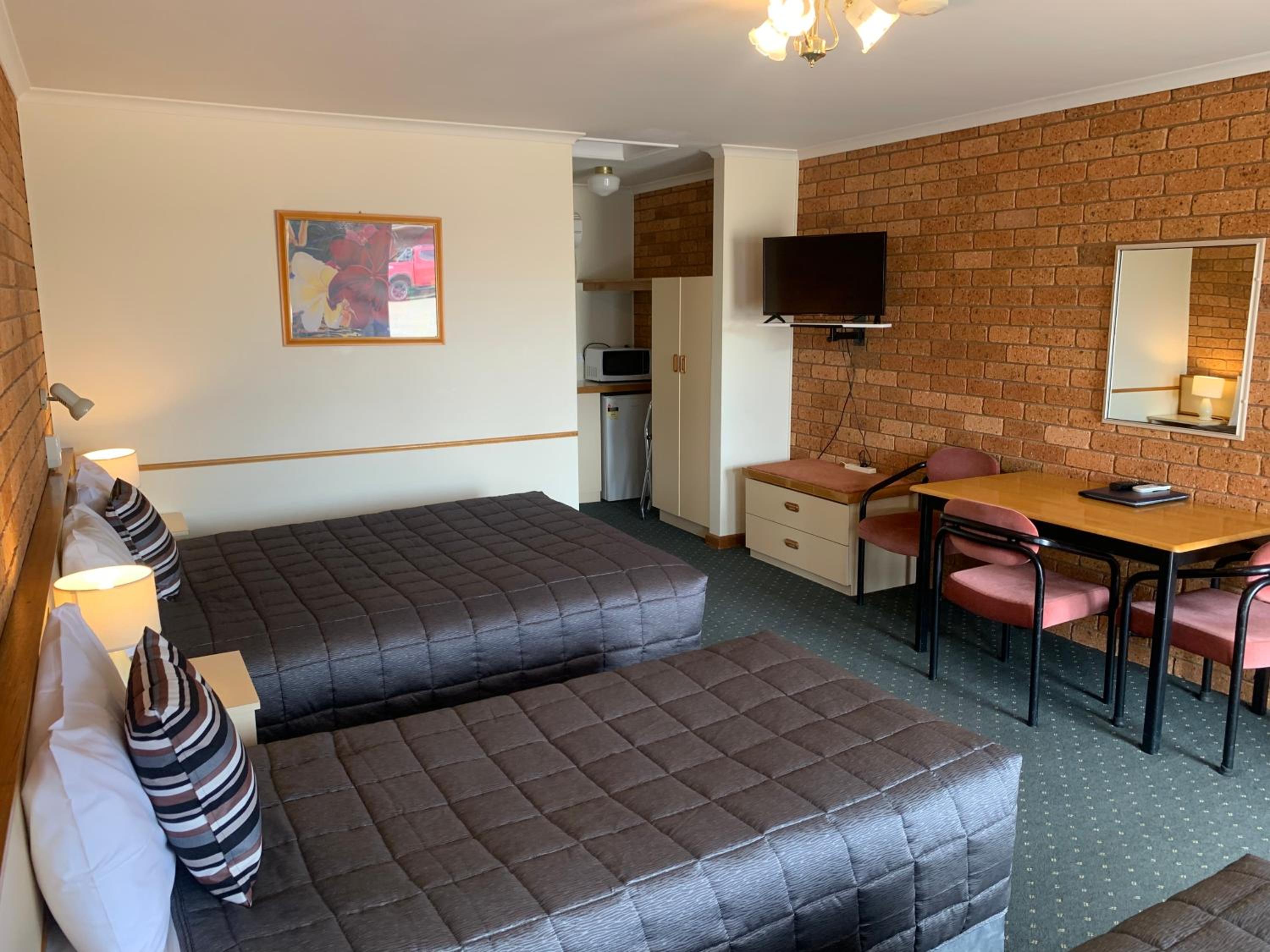 Newell Motor Inn Narrandera