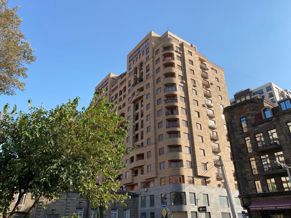 Pavstos Buzand Street, 1 bedroom New renovated, Modern apartment BU955