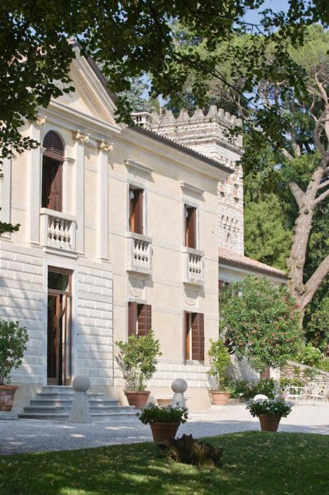 Villa Barberina view 3