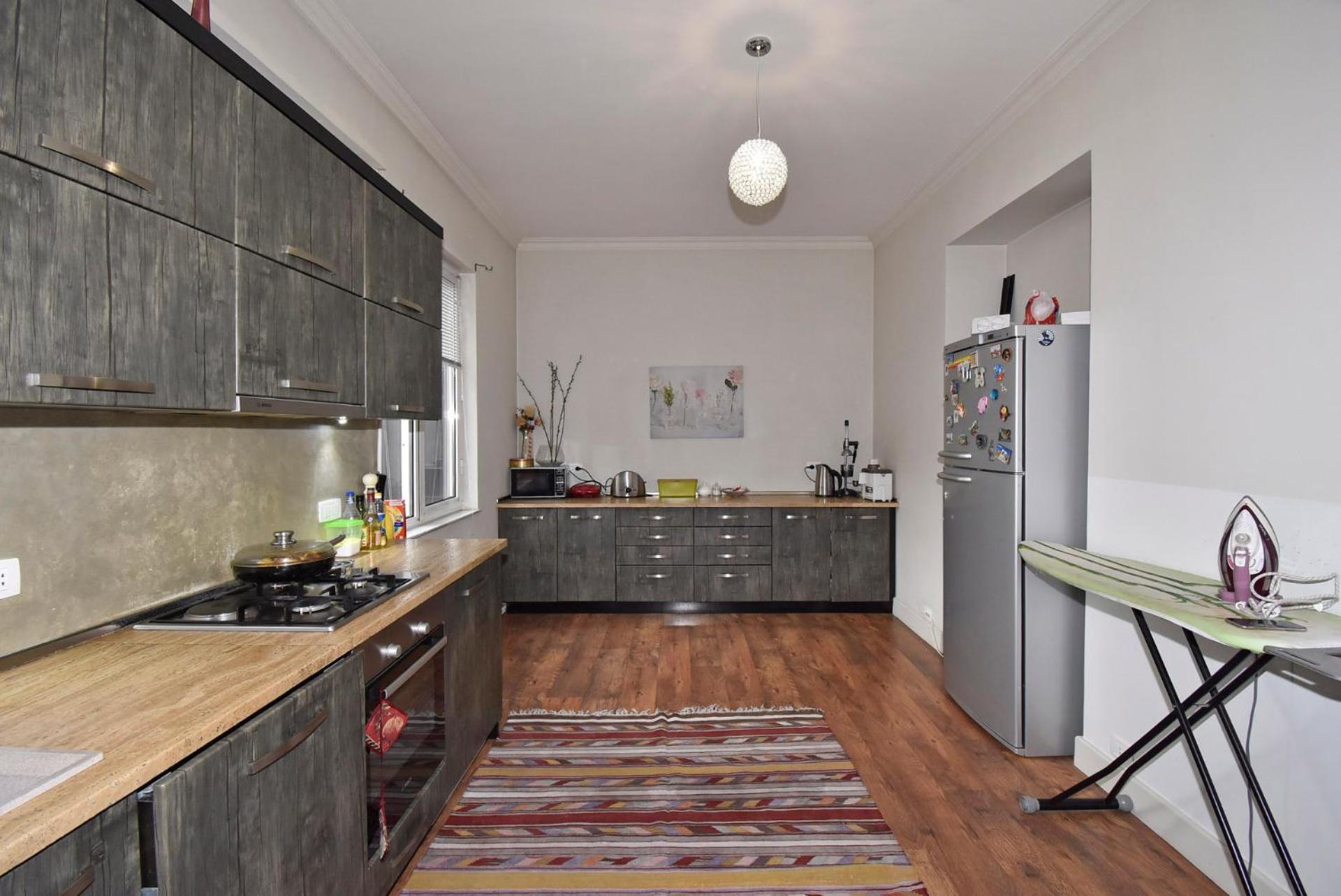 Khanjyan street, 3 bedrooms Duplex, Spacious apartment for rent DXA344