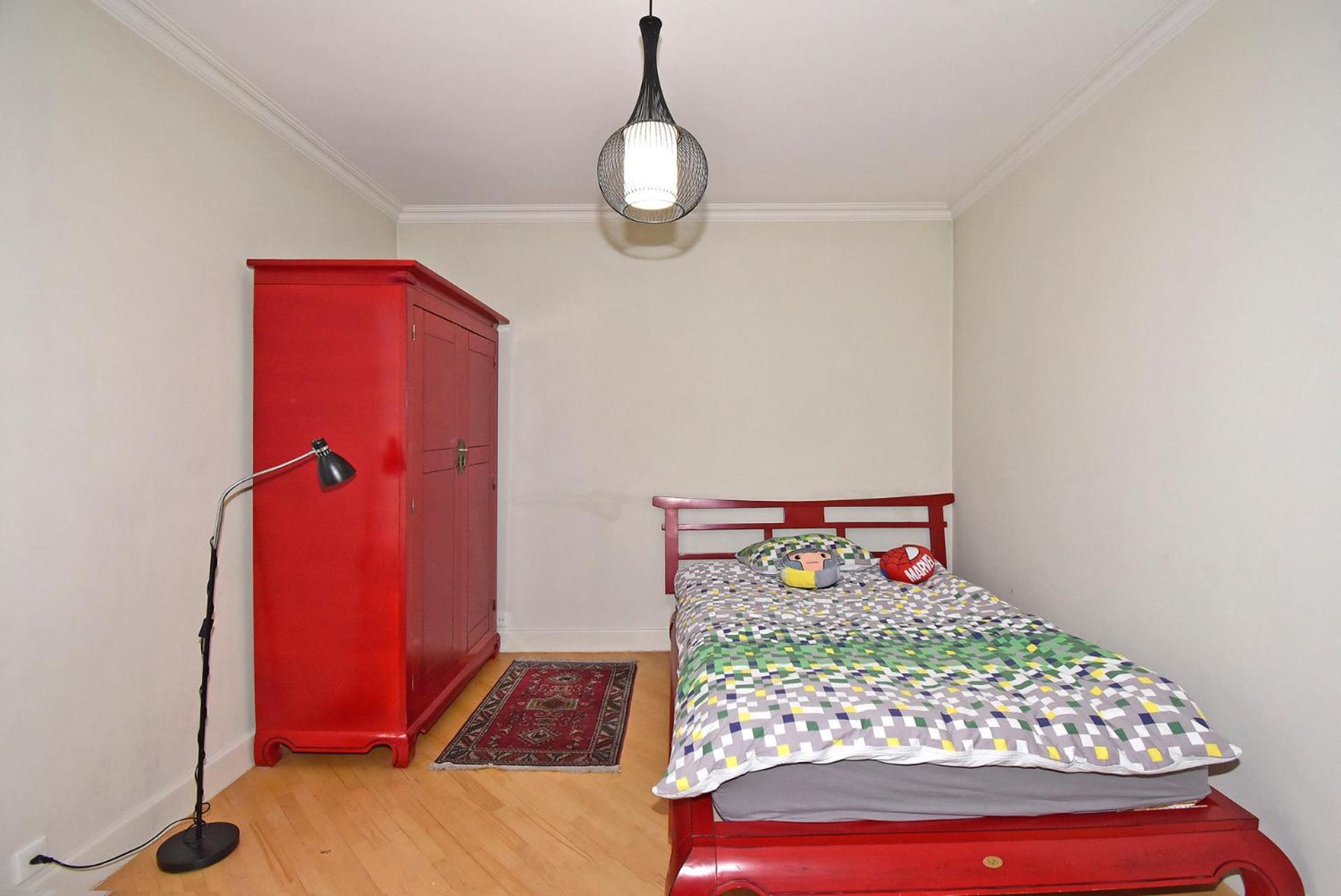Khanjyan street, 3 bedrooms Duplex, Spacious apartment for rent DXA344