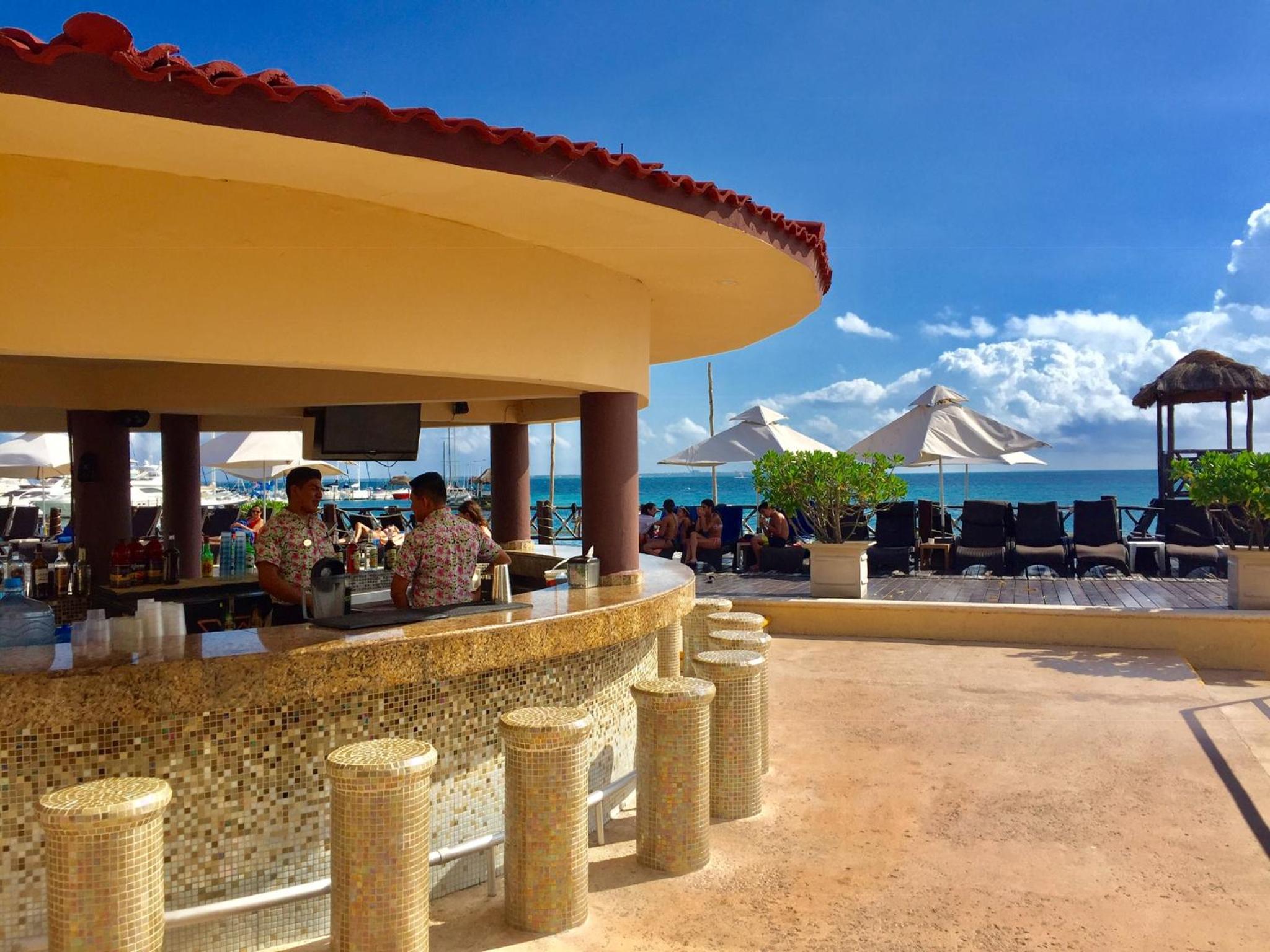 Caribbean apartment
