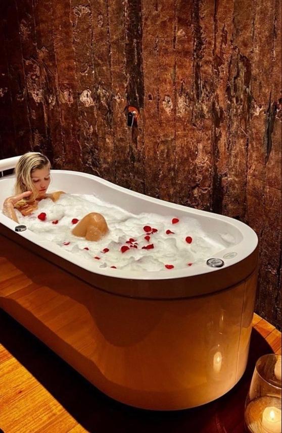 Pipas do Vale - Vale dos Vinhedos view 2