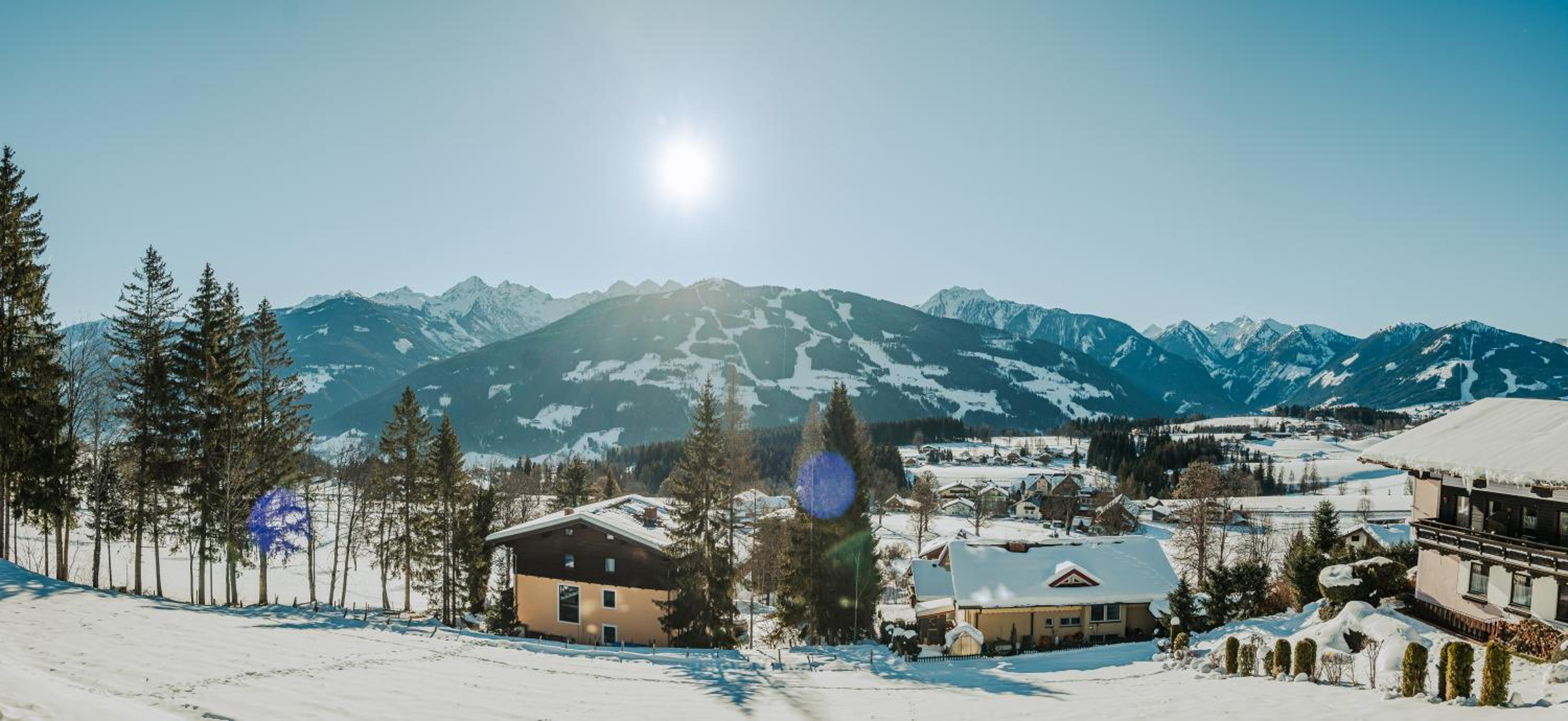 Mountain Hotel & Hostel