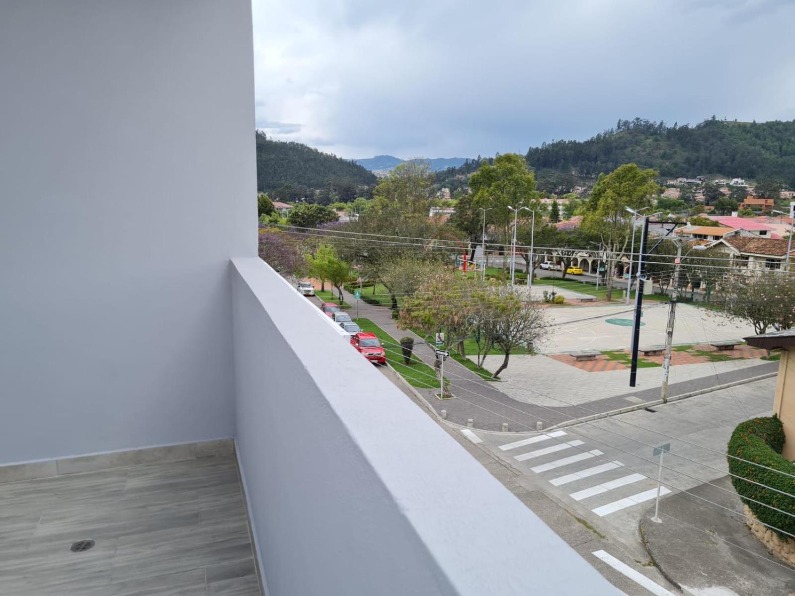 Photo 13