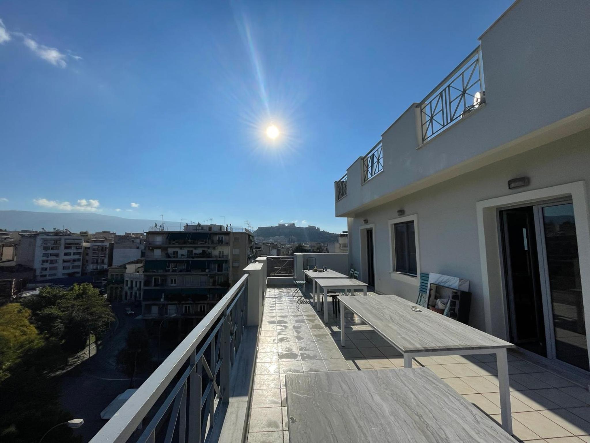WUKELA APARTMENTS