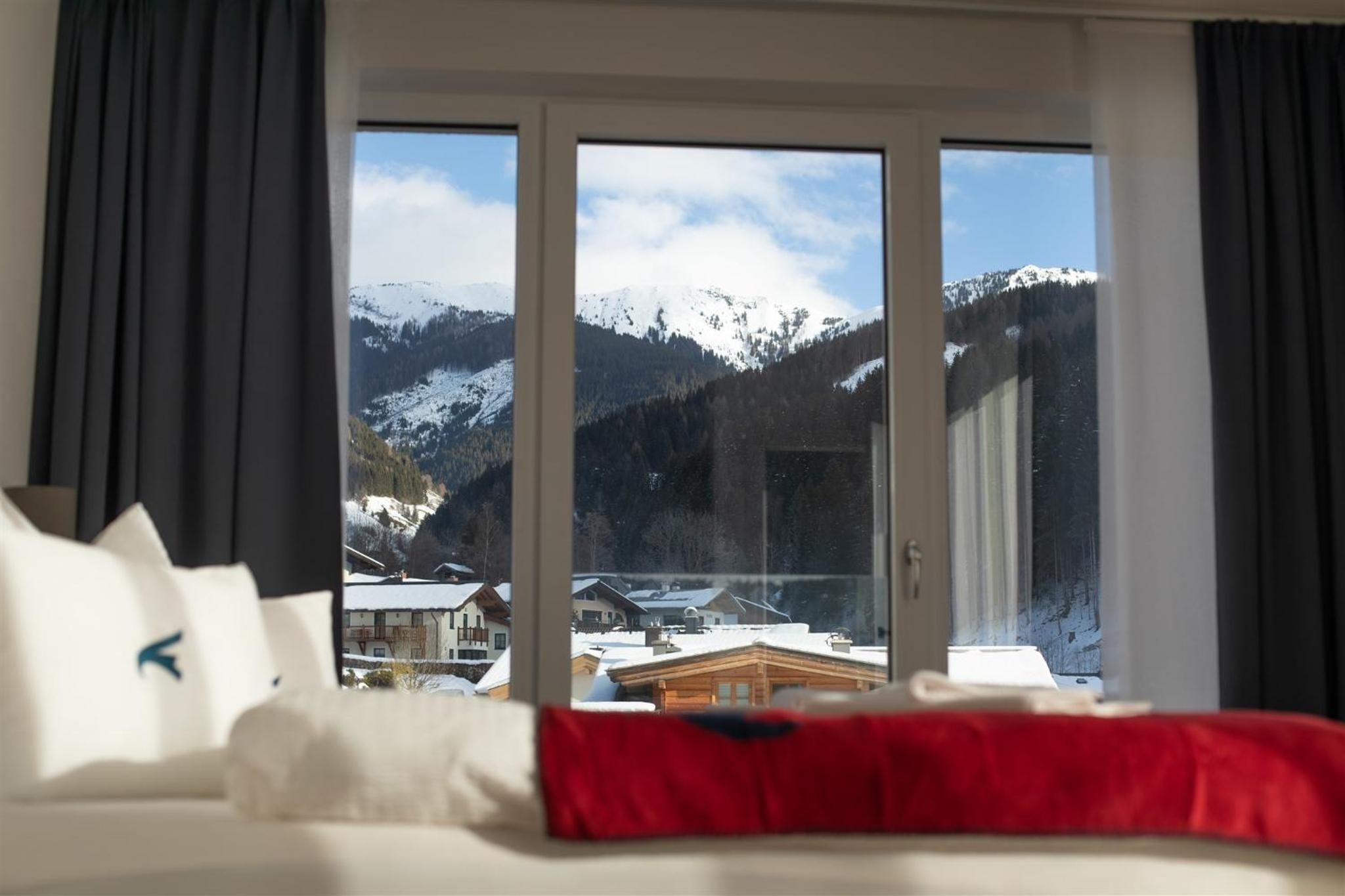 Falcon Suites Zell am See - Summercard included view 3