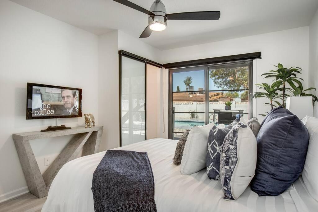 Luxury Old Town Scottsdale Oasis W/Pool (Sleeps 9) view 5