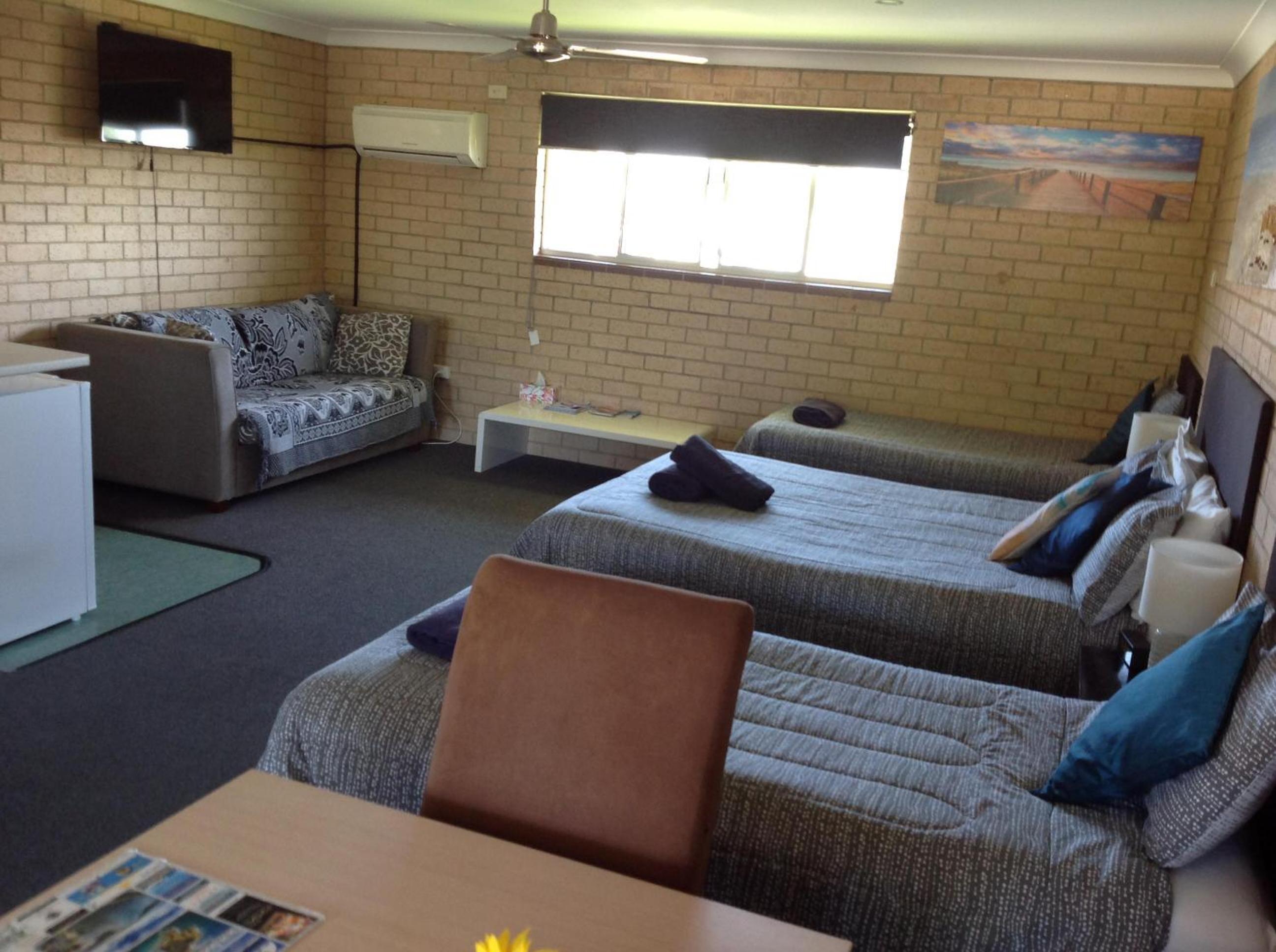 Avlon Gardens Motel