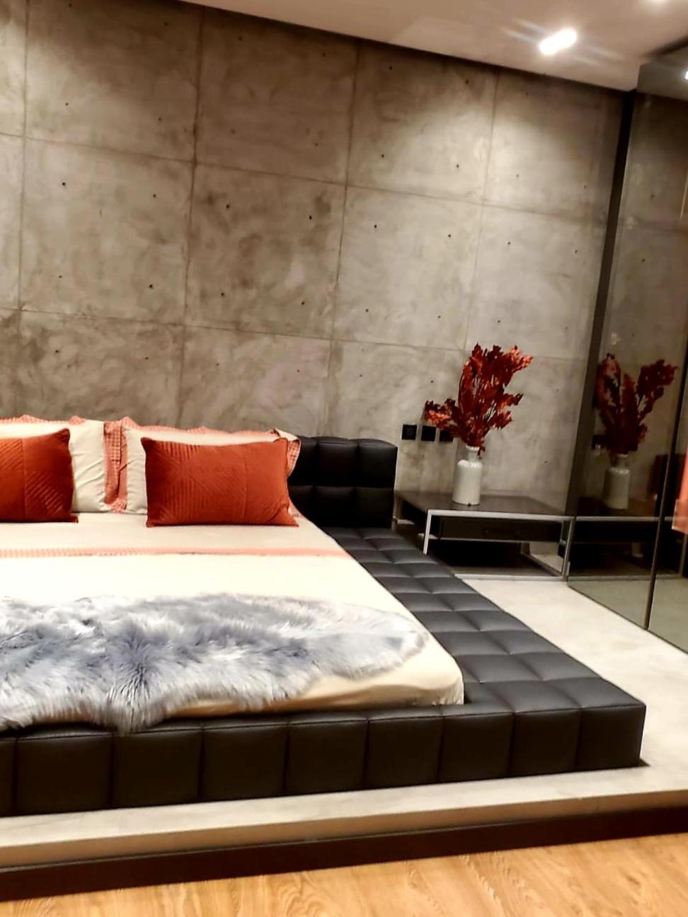 Remarkable Apartment