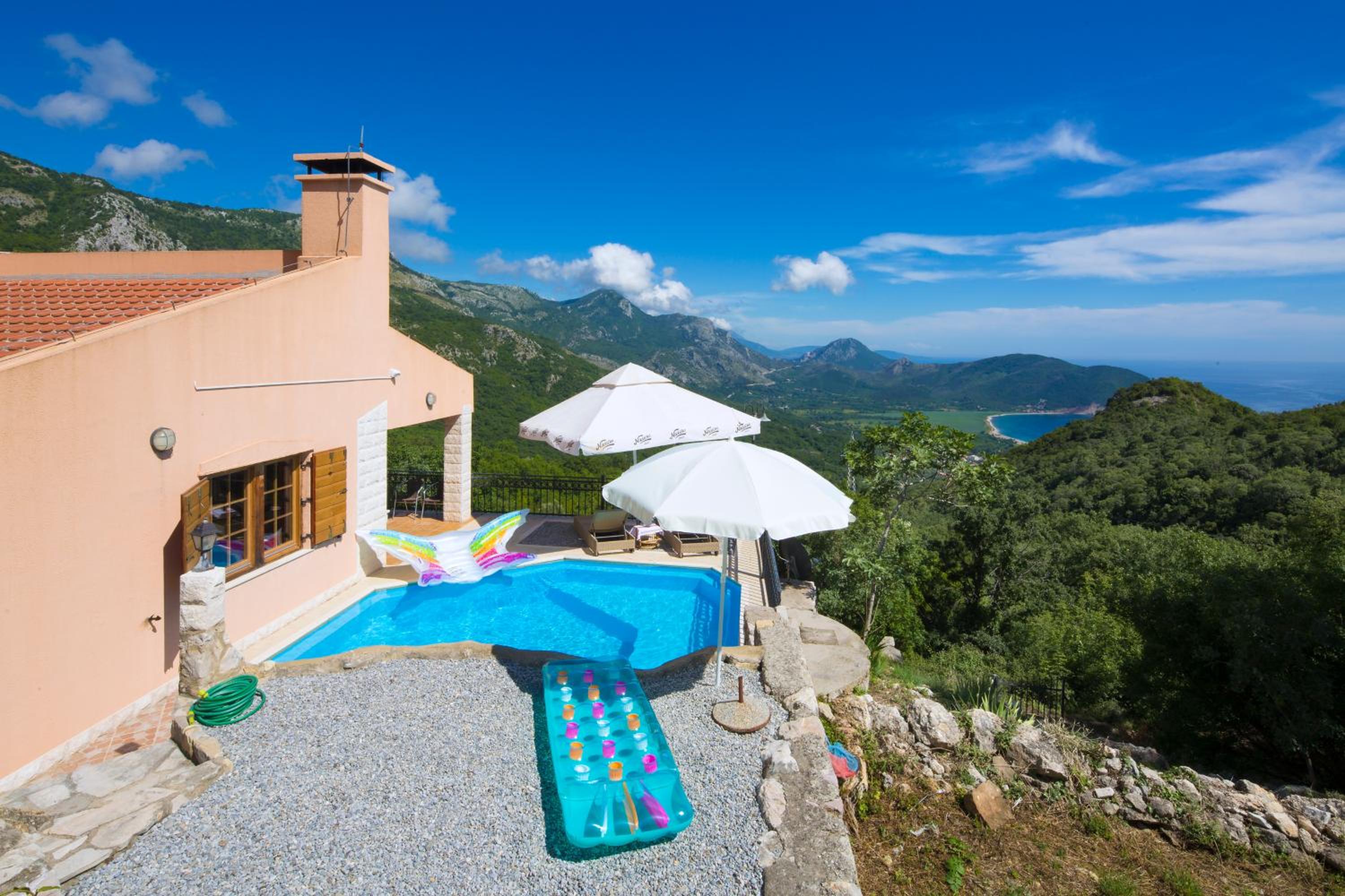 Villa Robinson view 3