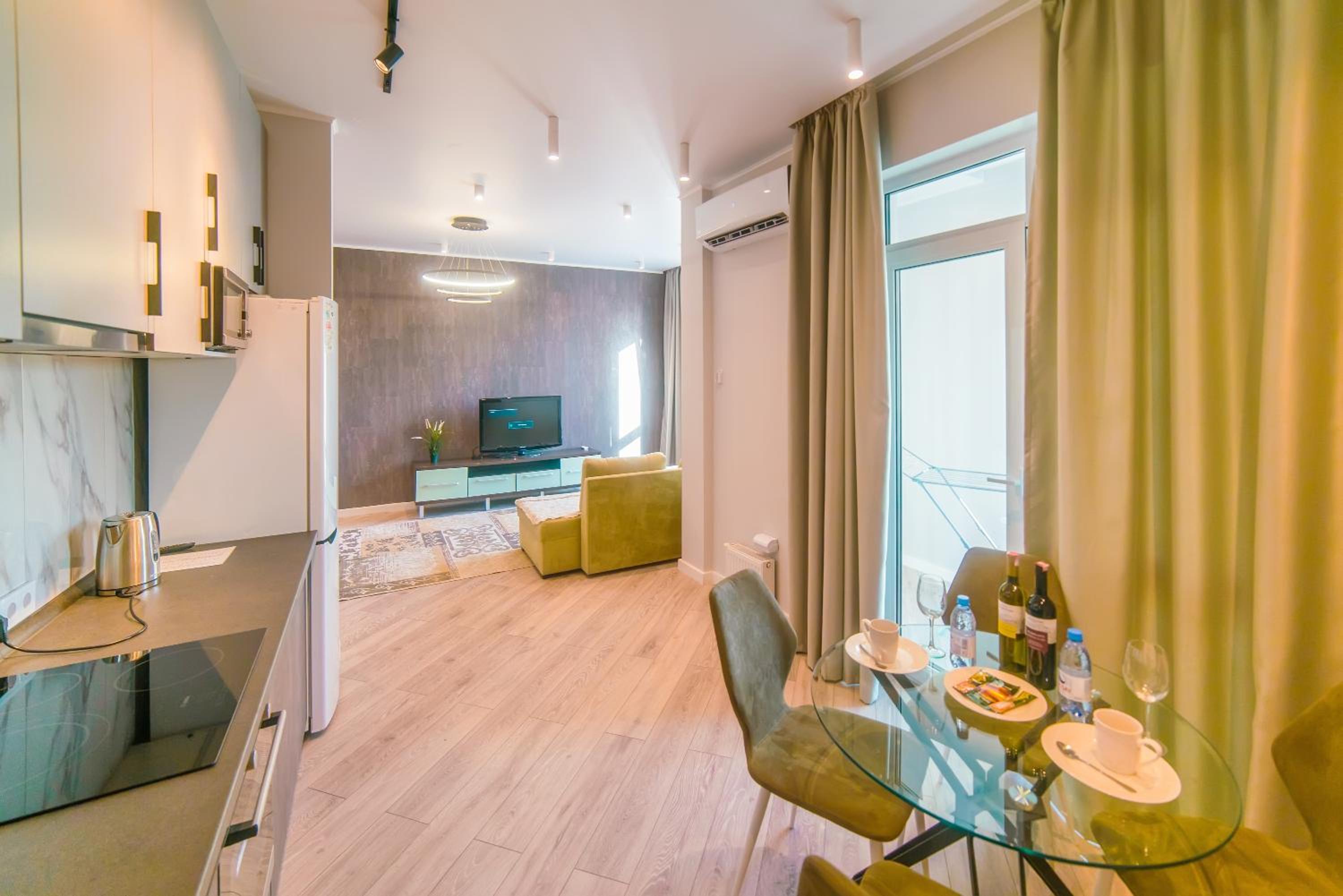 Hotel Manica Central Avenue view 2