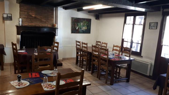 restaurant