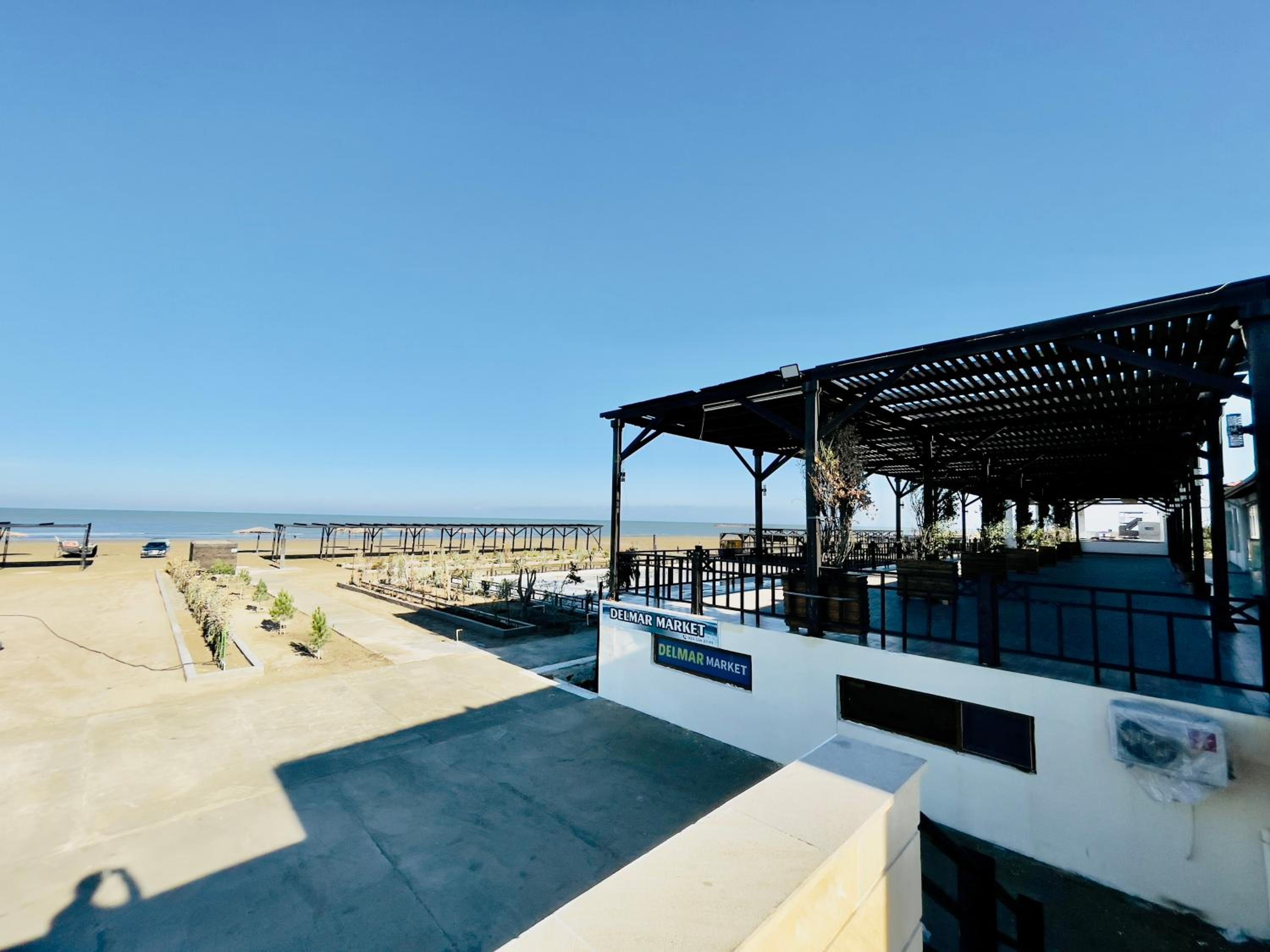 Delmar Luxury Residence