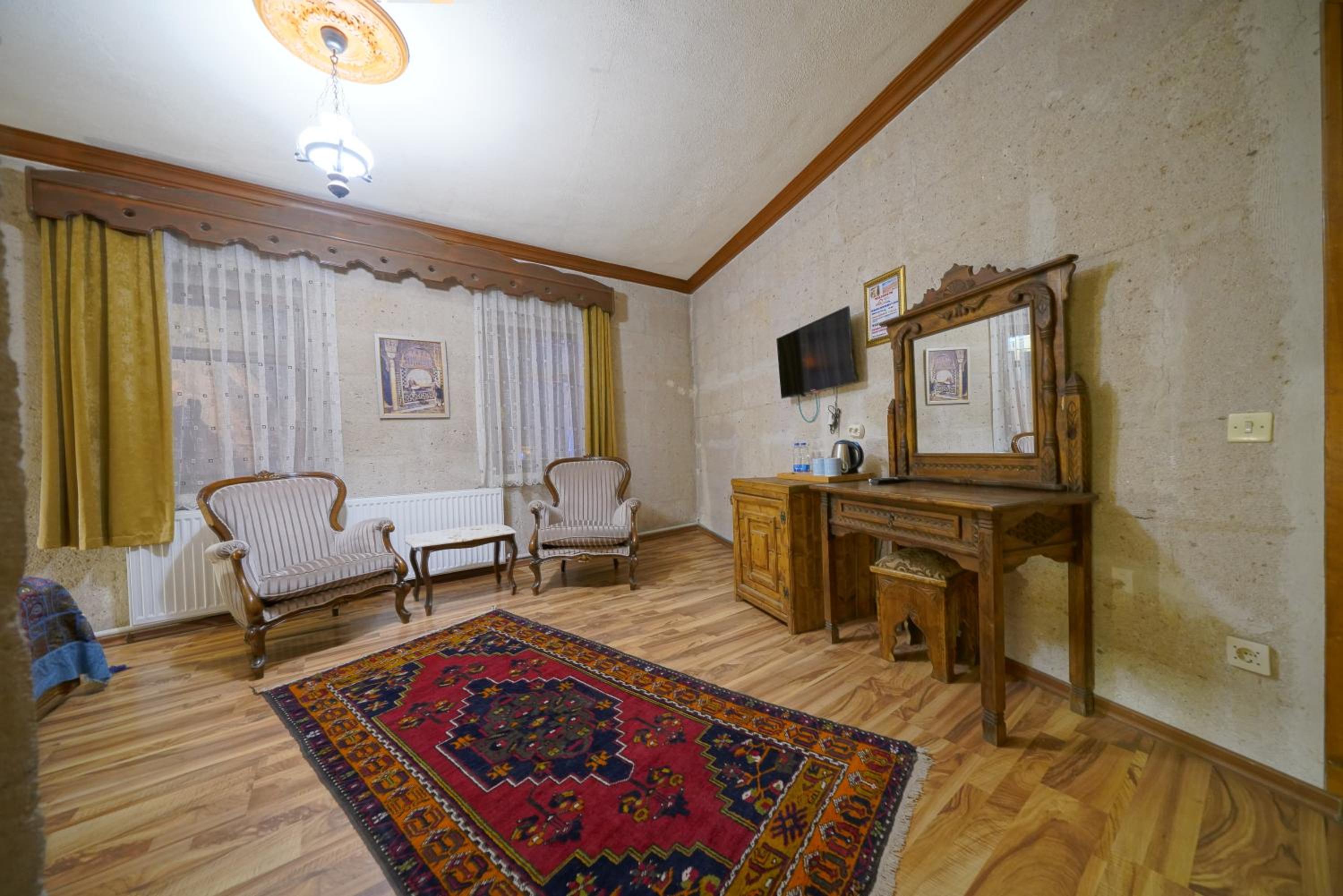 Arch Palace - Image 39