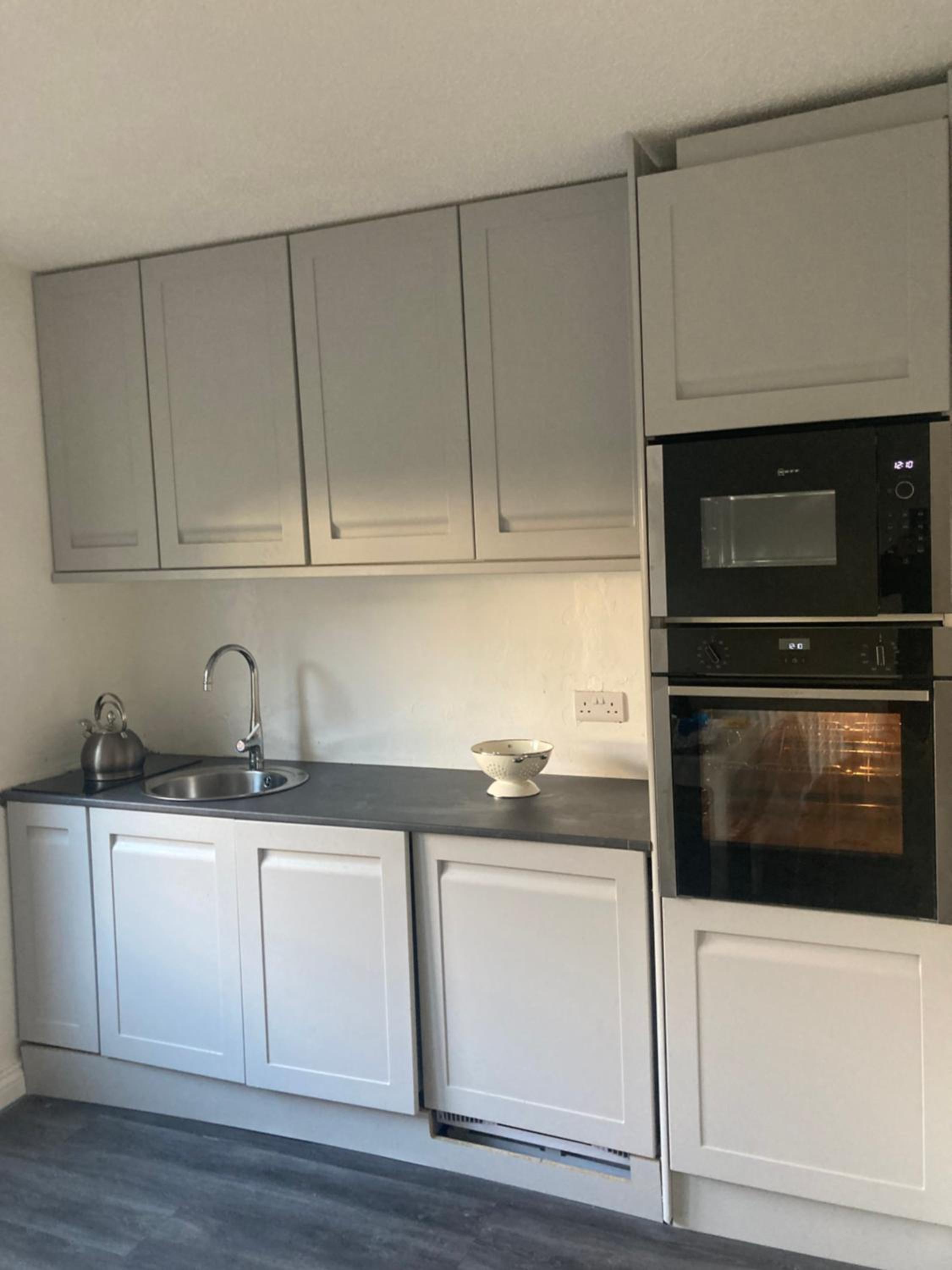 Entire Terraced two story redbrick house with parking in secluded cul de sac