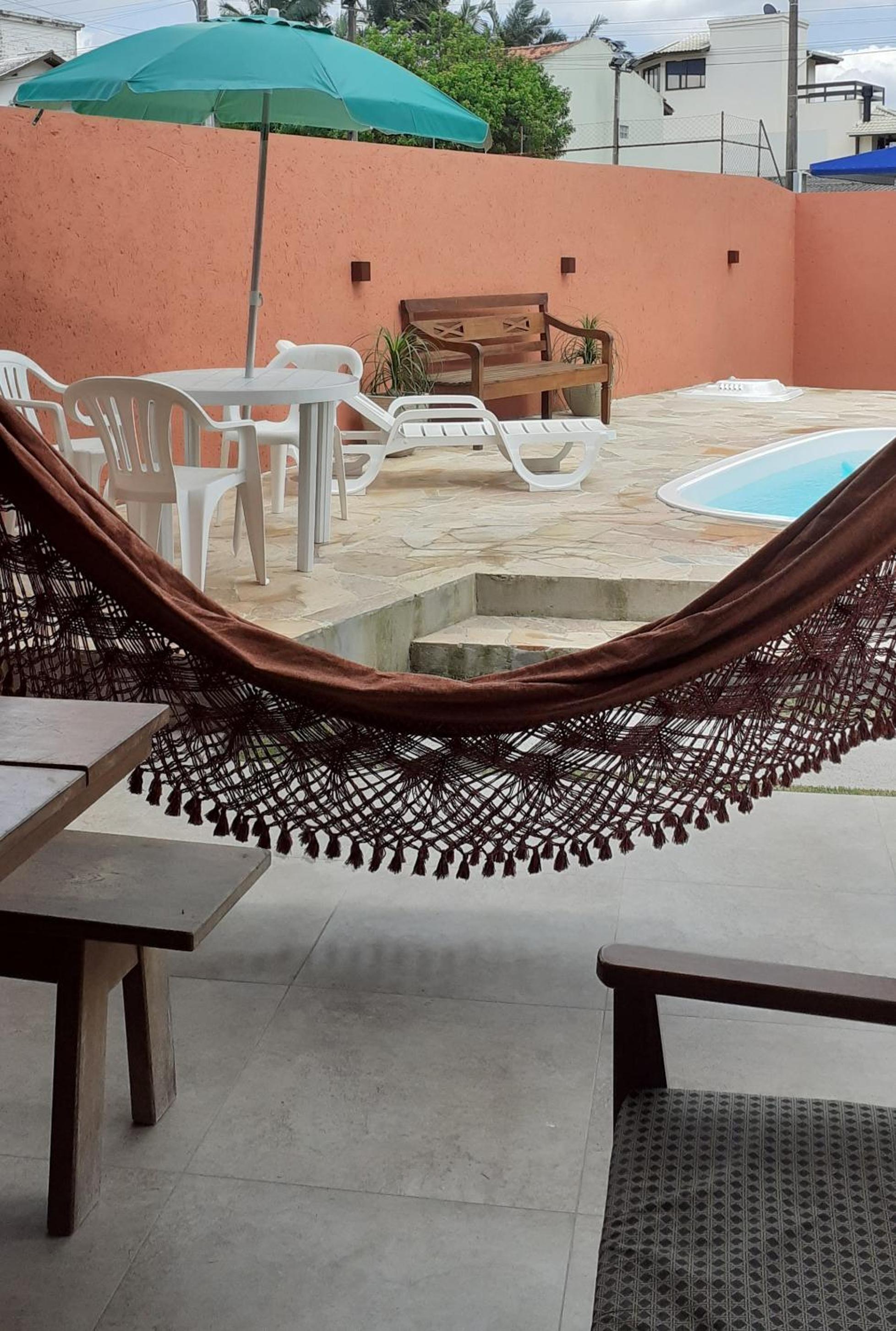 Partiu Praia SC piscinas privativas, ar condicionado, internet, próximo ao mar e centrinho três minutos a pé