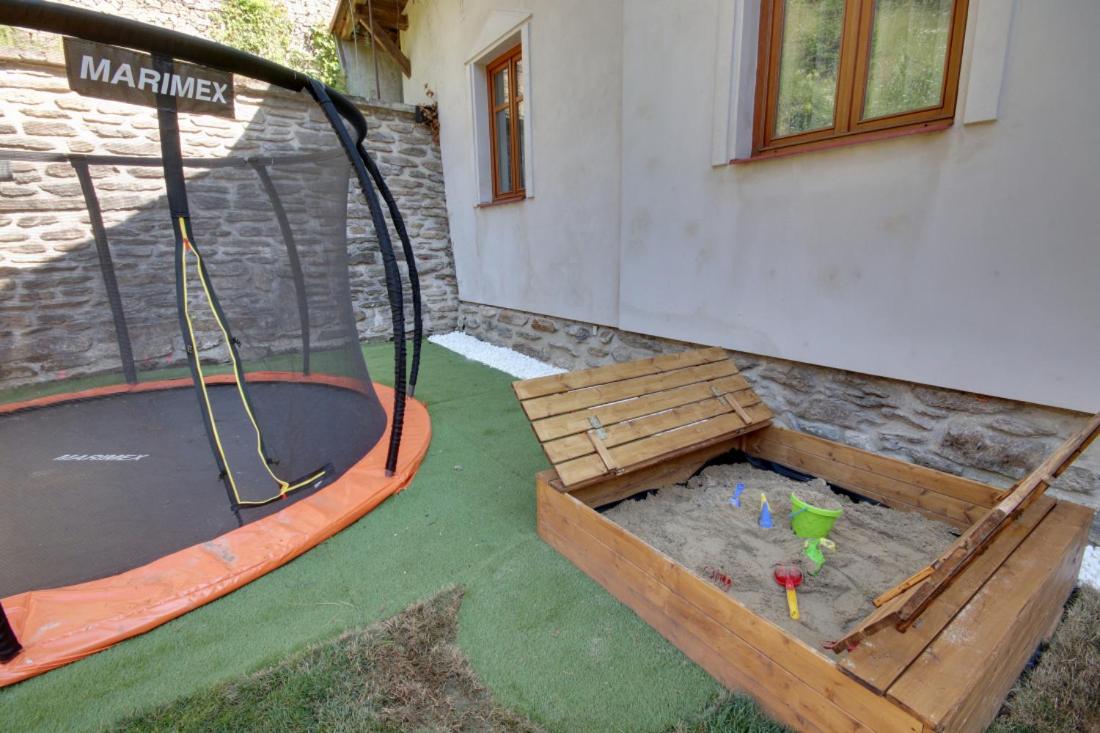 Chalupa Tomášek v blízkosti ski areálu