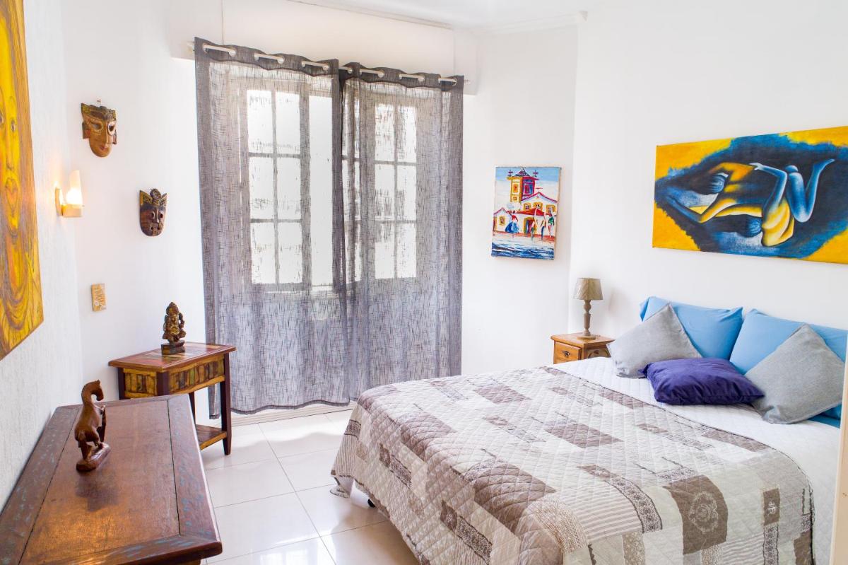 Lindo apartamento de 2 quartos ao lado da Praia de Copacabana!