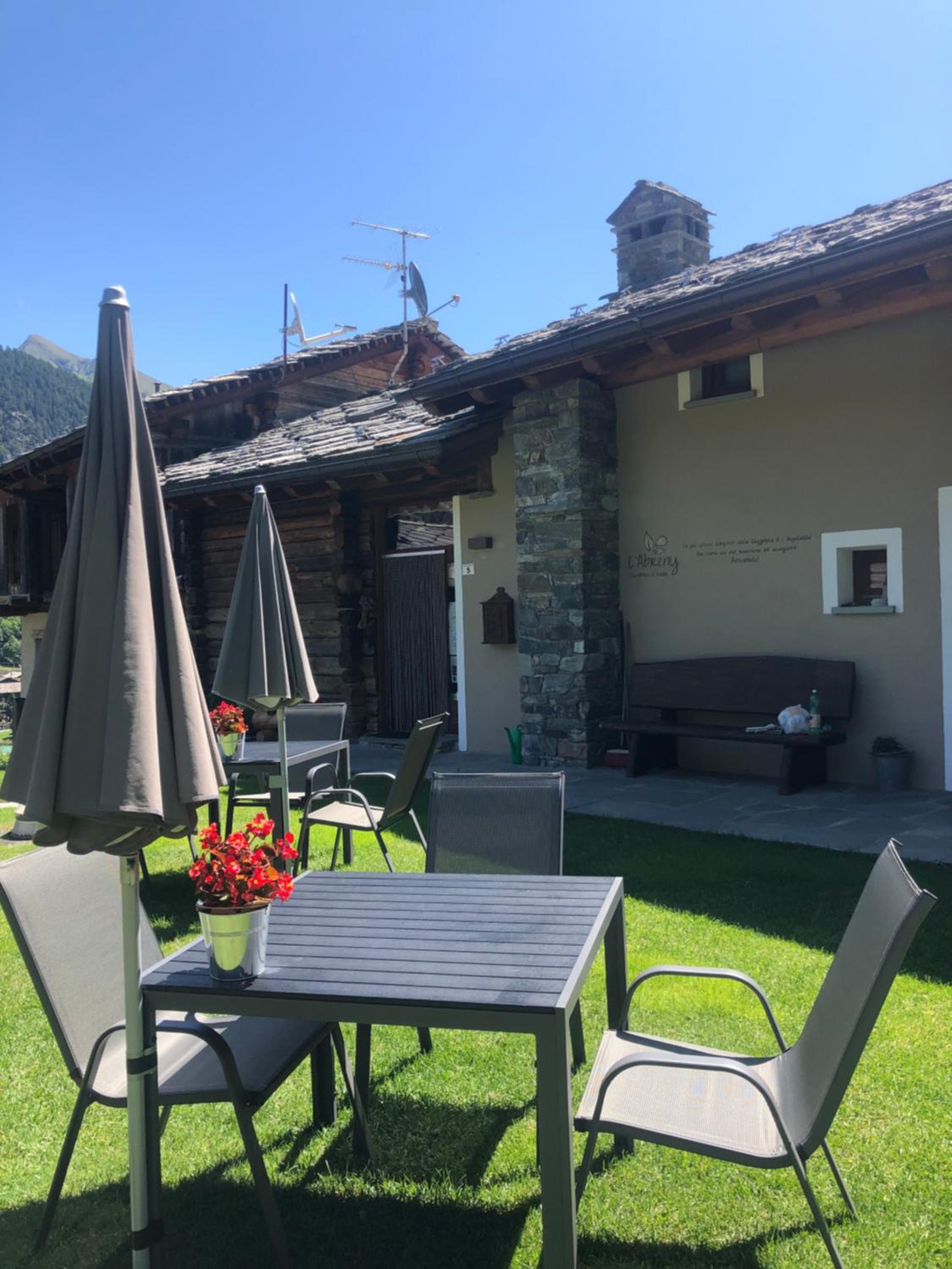 L'Abreny view 3