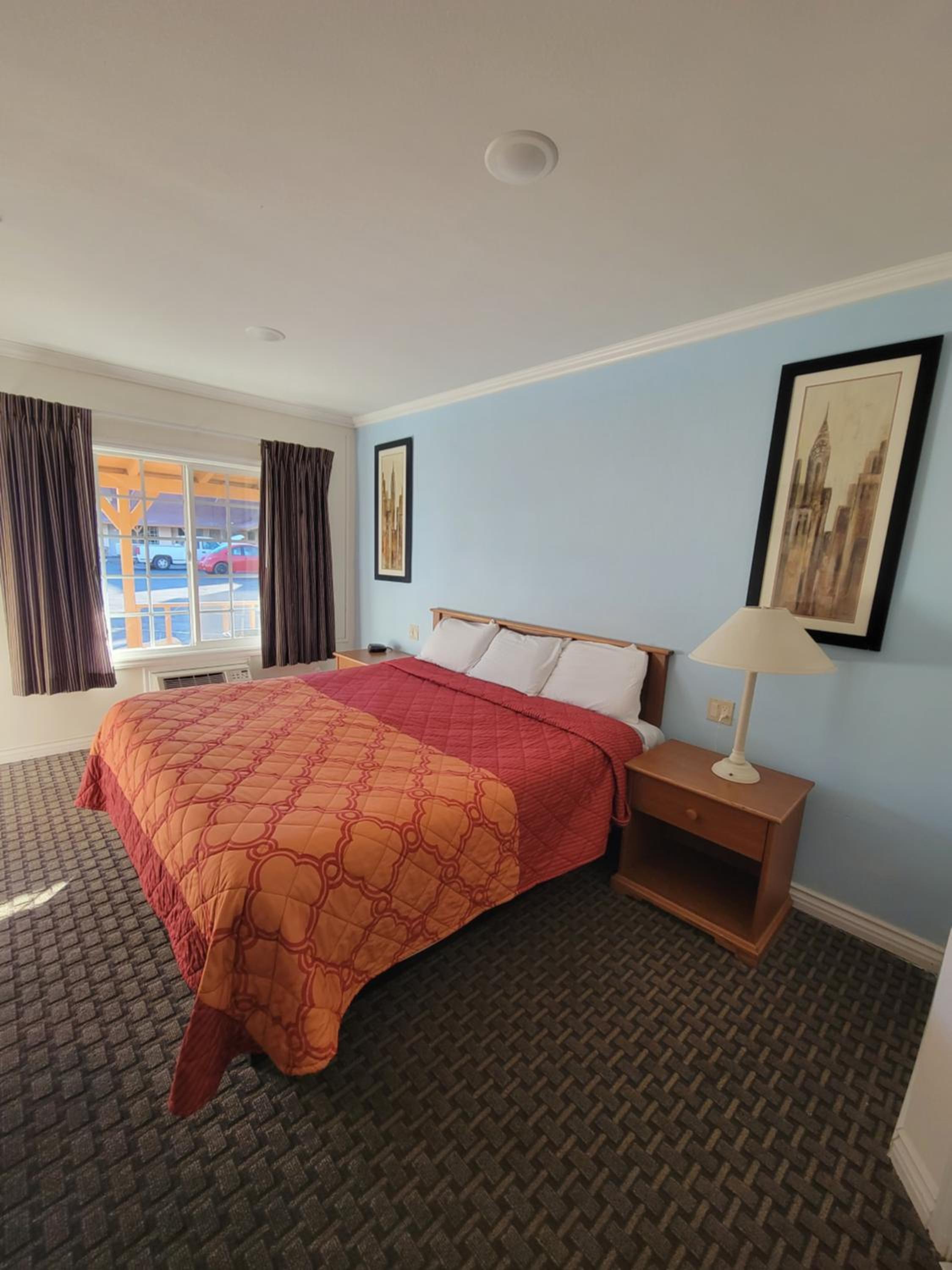 Townhouse Motel