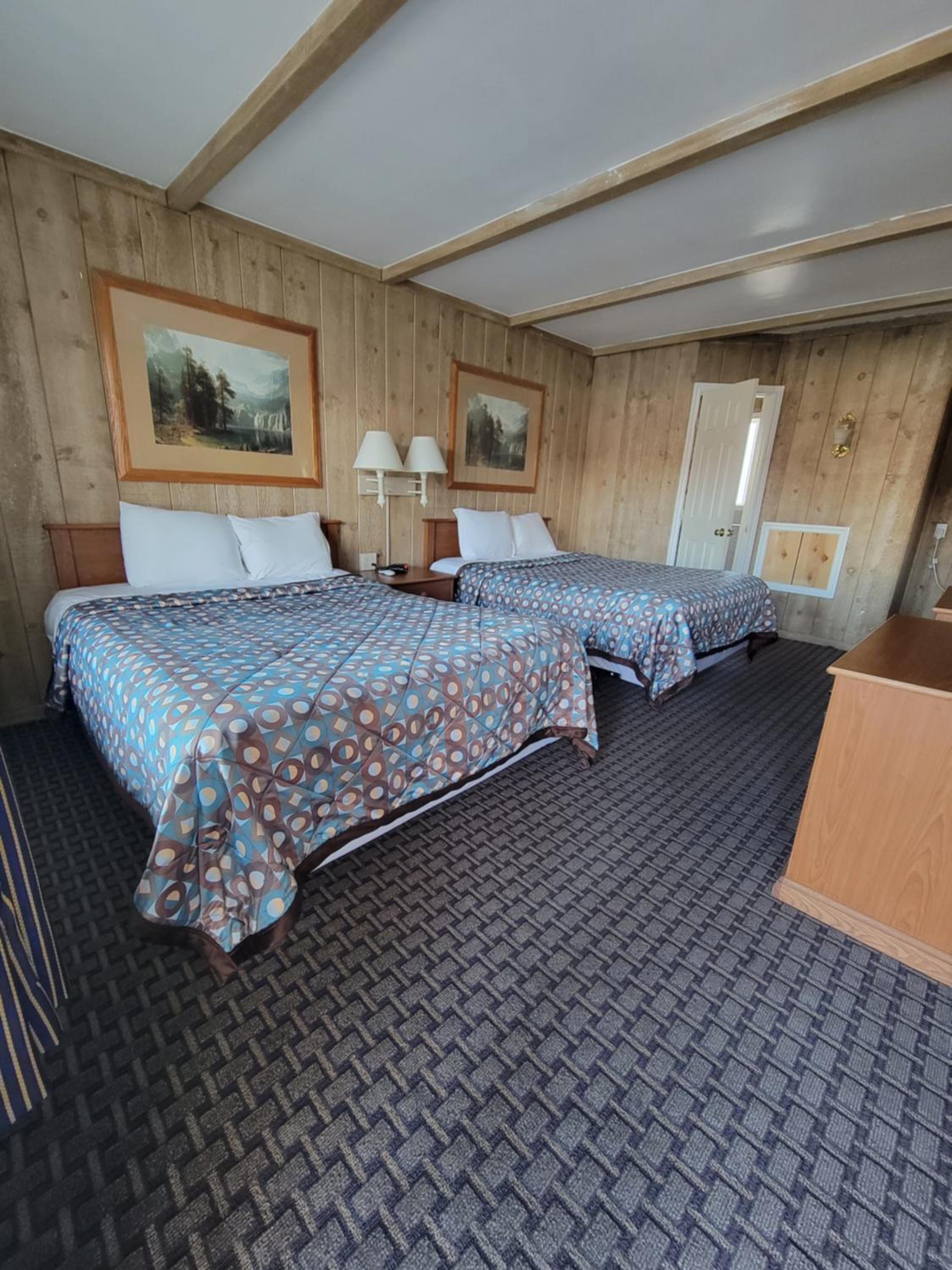 Townhouse Motel