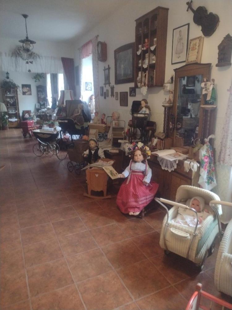 Restaurace a penzion Ubrousku prostři se