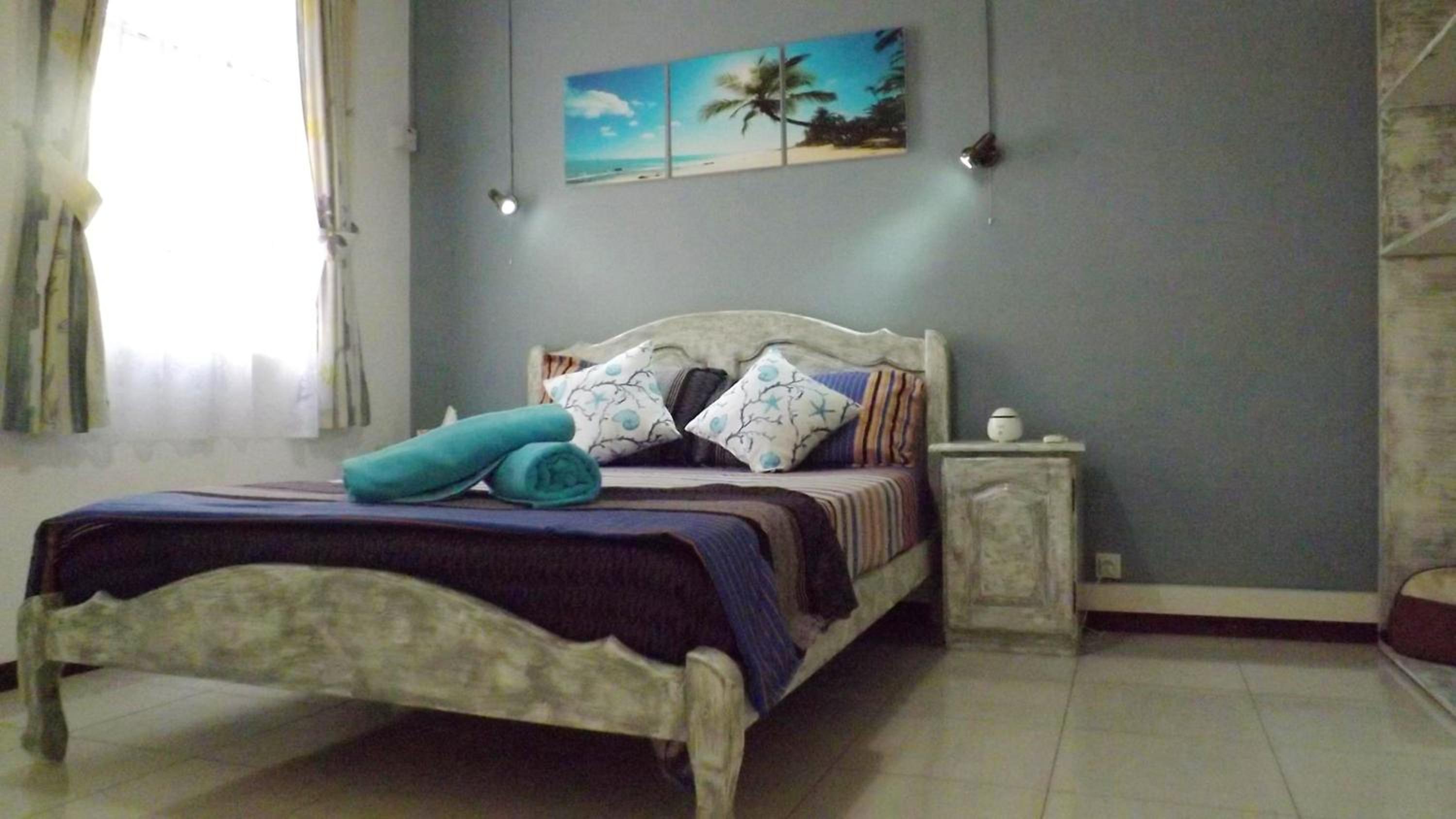 Comfortable apartment in Flic en Flac 74 sqm sea view view 4