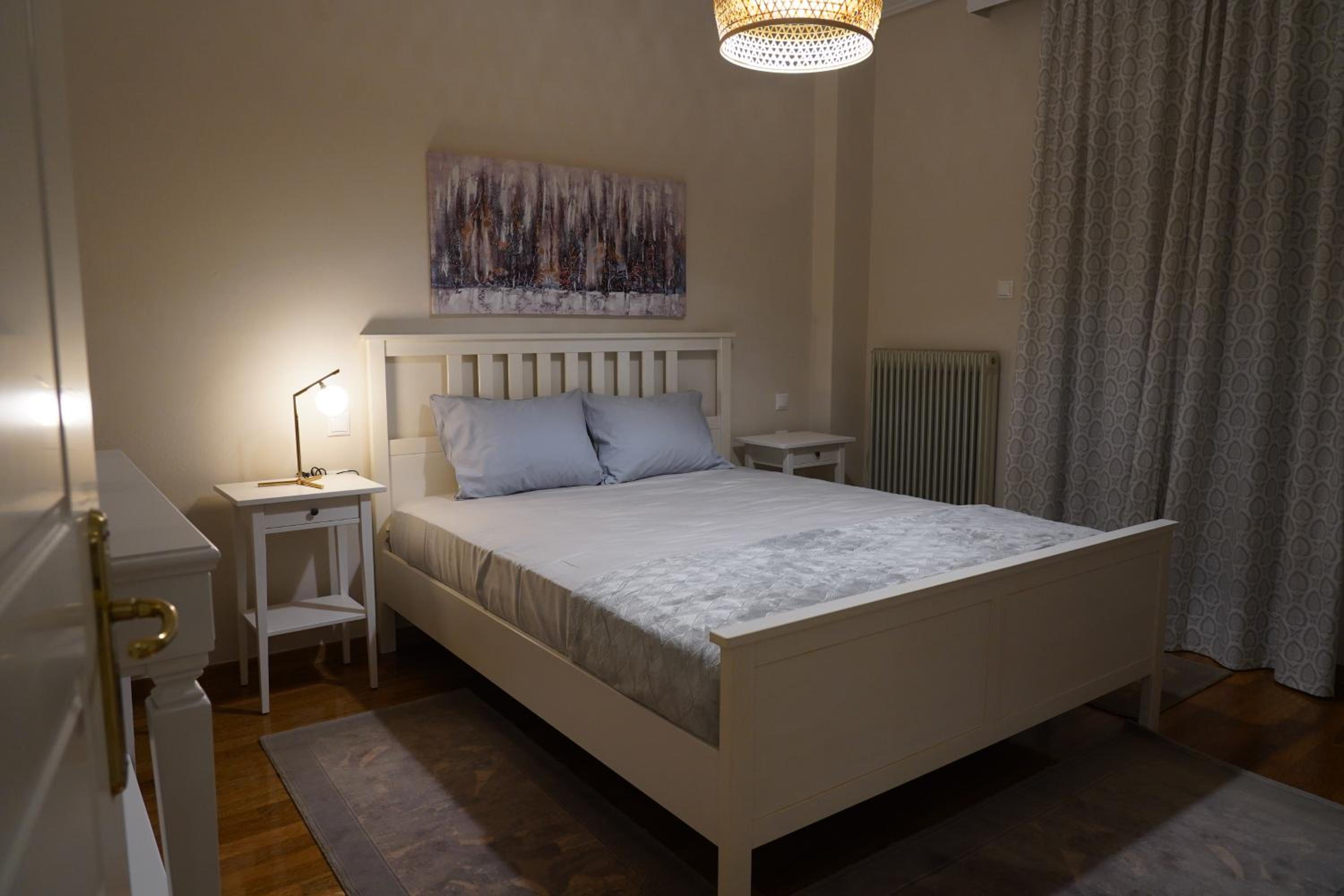 Larissa Downtown Apartment With Parking photo 2