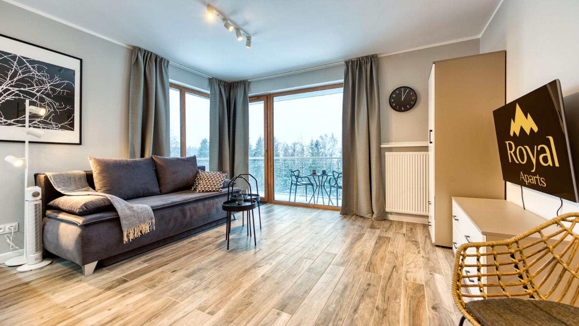 Apartamenty ROYAL APARTS Widok 800 - z panoramą gór