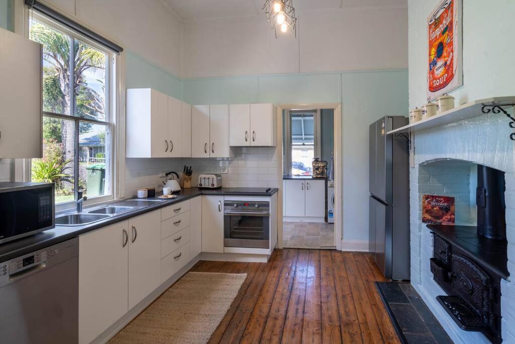 High View Manor - *NEW* 3 Bed Federation with Spa
