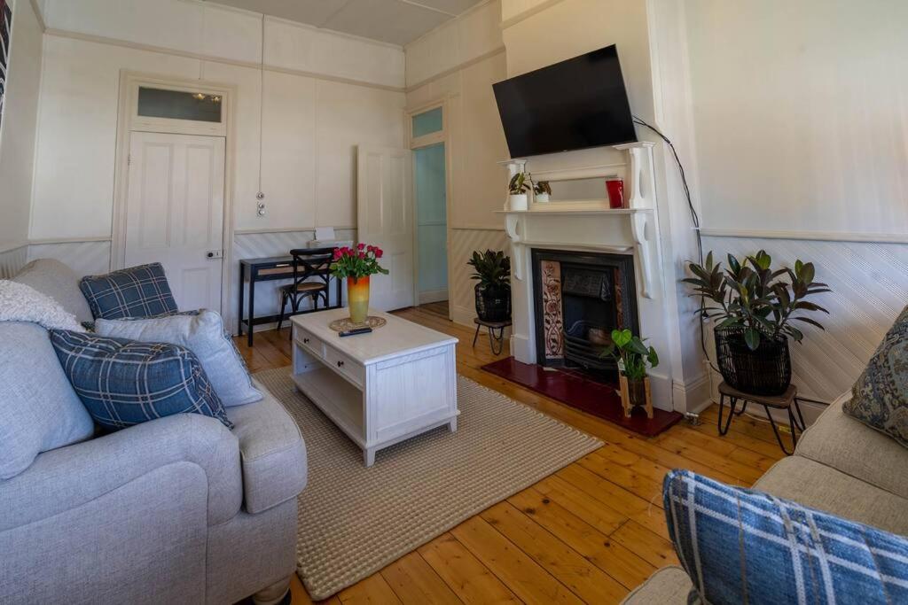 High View Manor - *NEW* 3 Bed Federation with Spa