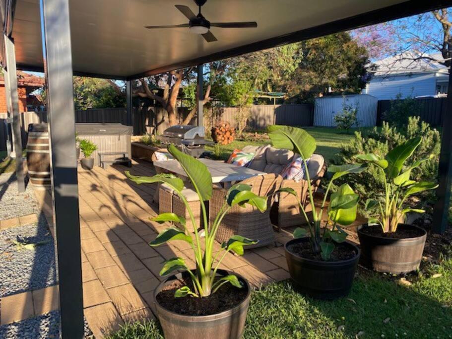 High View Manor - *NEW* 3 Bed Federation with Spa