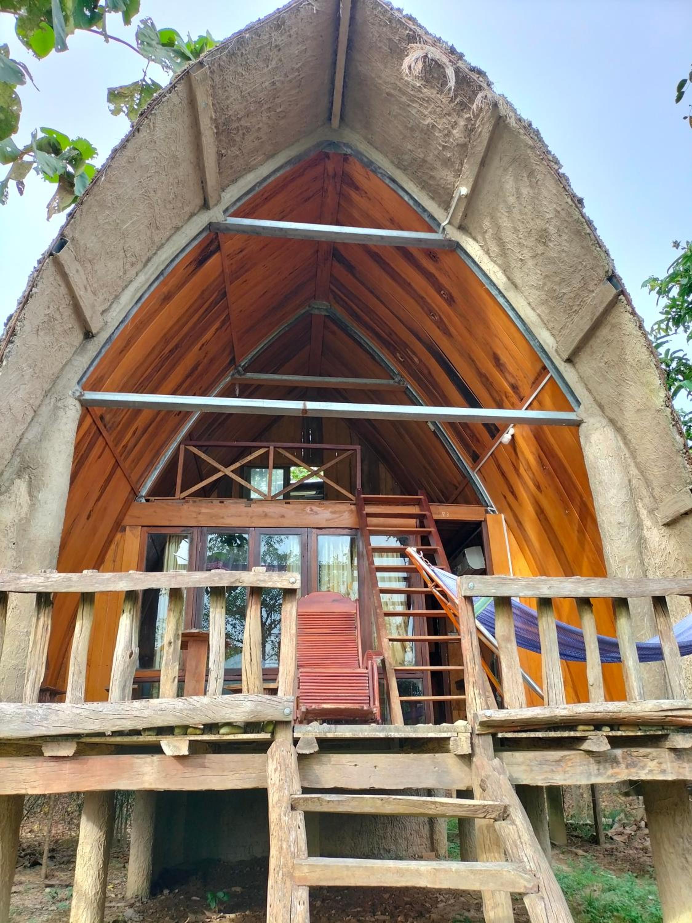 Rice straw Green lodge- resort view 2
