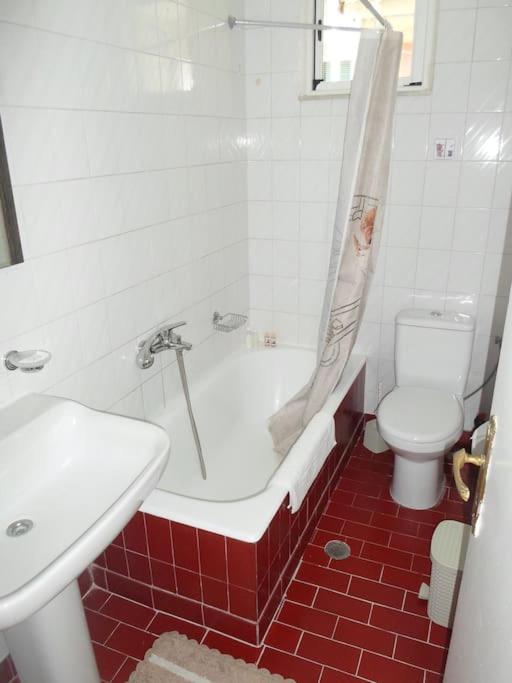 Akadimia Luxury Apartment view 4