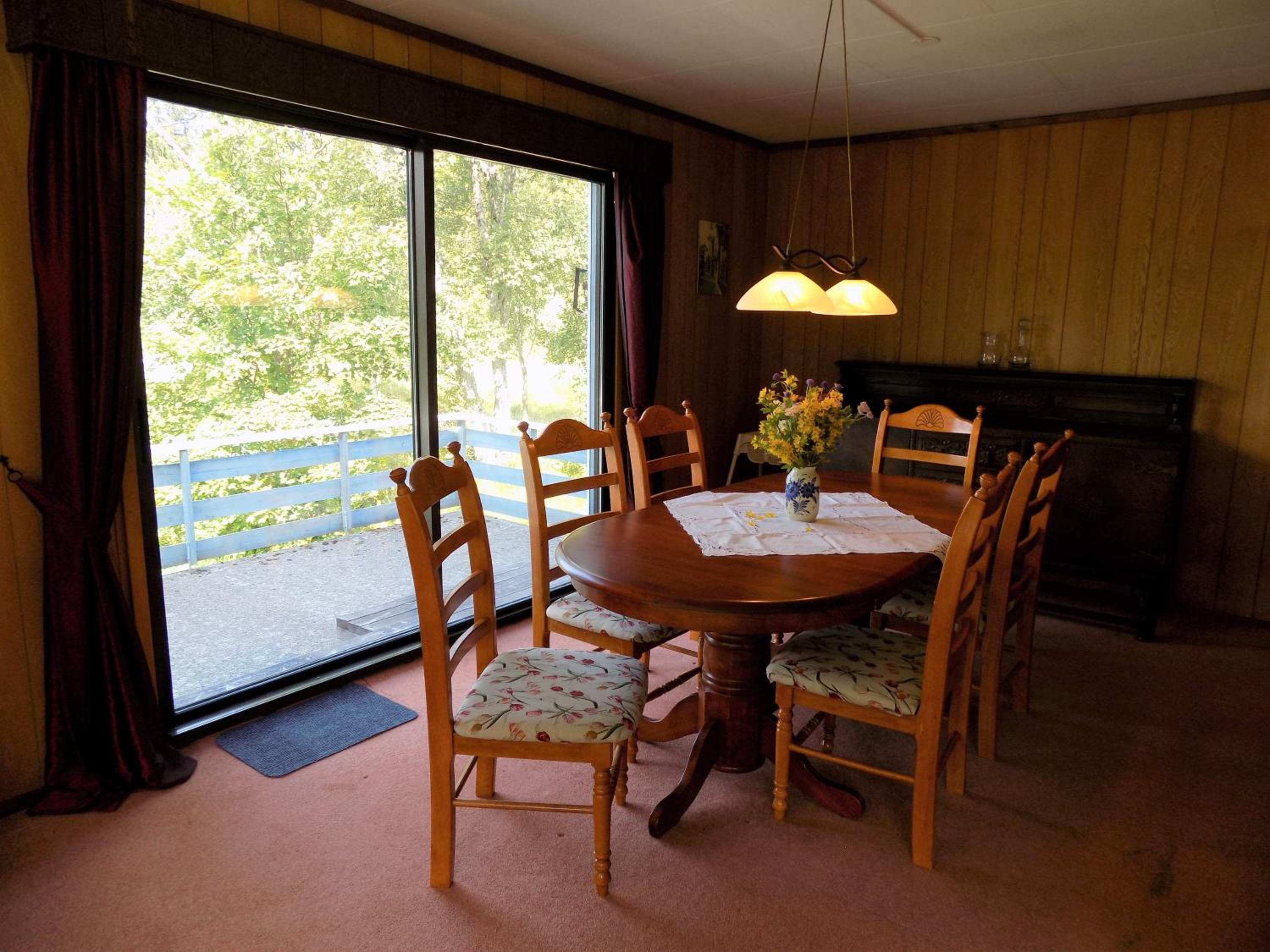 Kråkehaugen Feriehus, a perfect holiday retreat near Åheim view 5