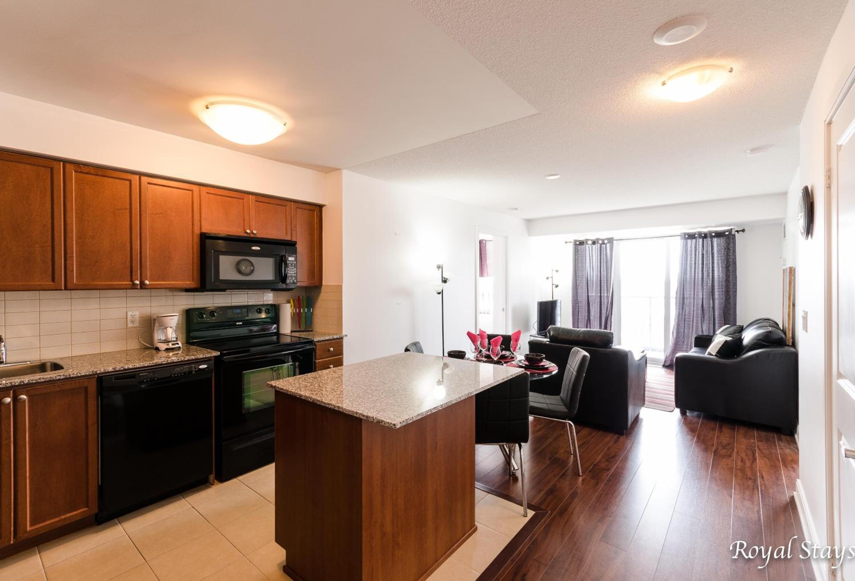 Royal Stays Furnished Apartments - Square One