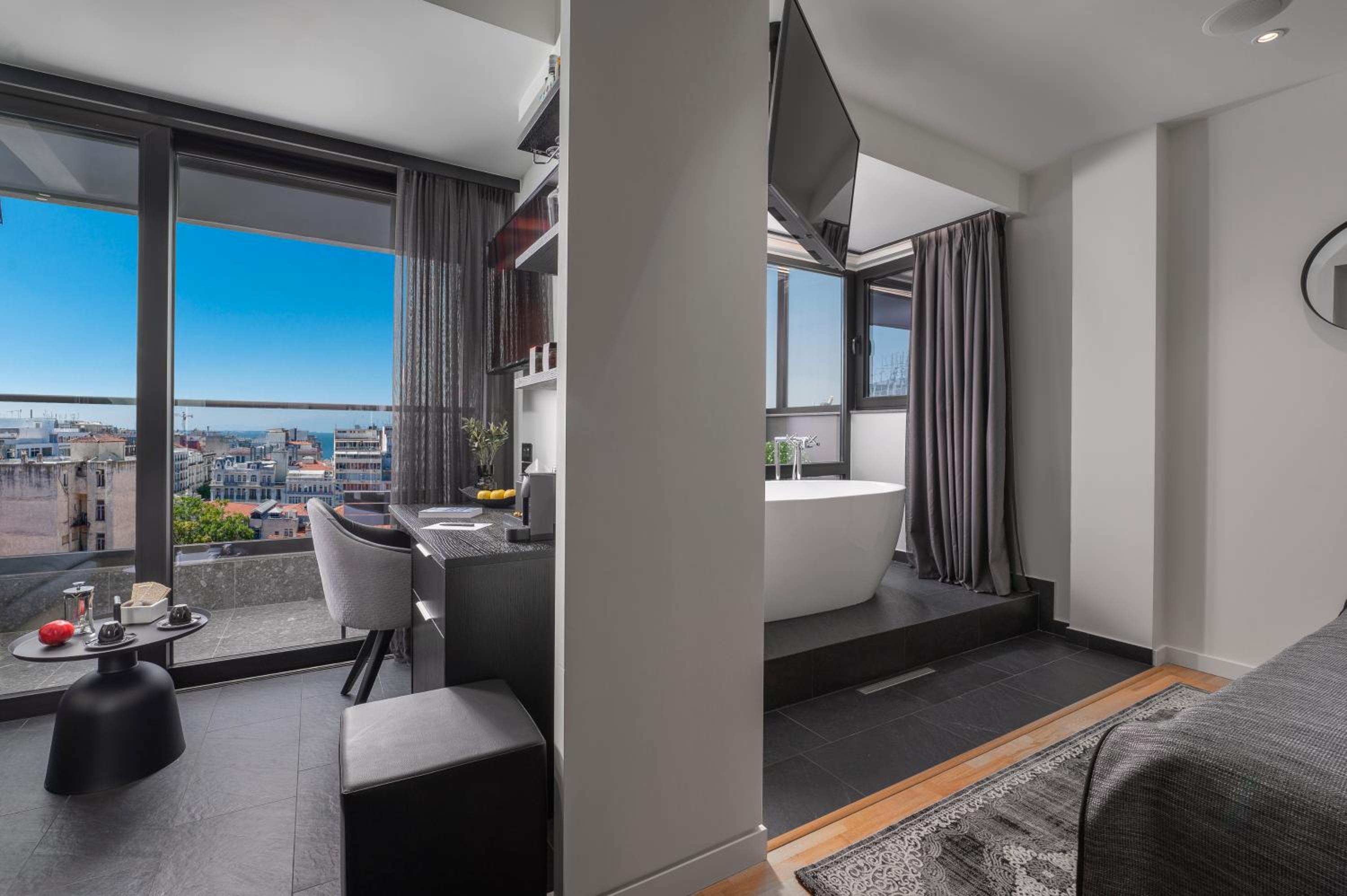 Thessaloniki Vacations - No 15 Ermou Hotel - Property Image 9