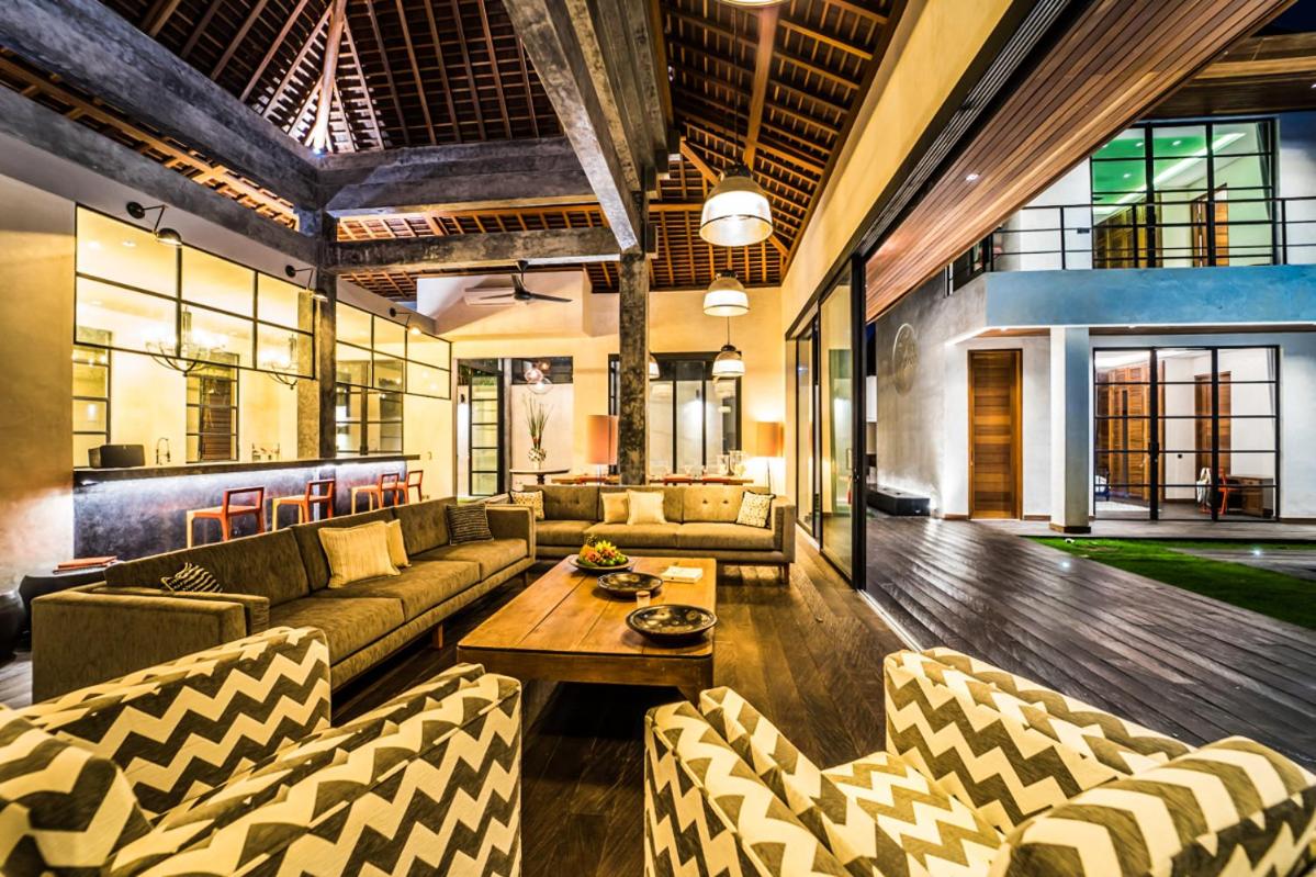 PROMO Large Astonishing 5 BR Luxury Private Villa view 5