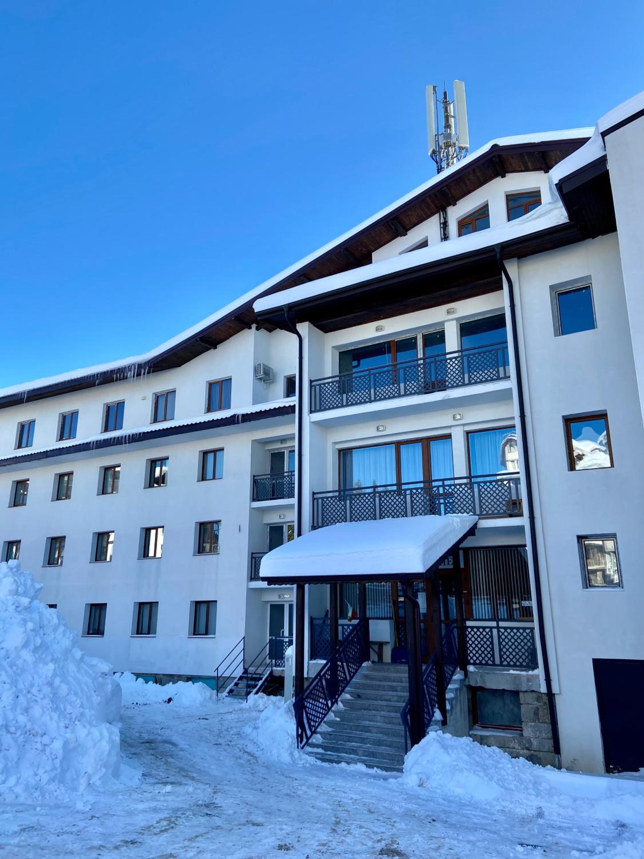 Hotel Apartment in Studenets, Pamporovo - Image 1